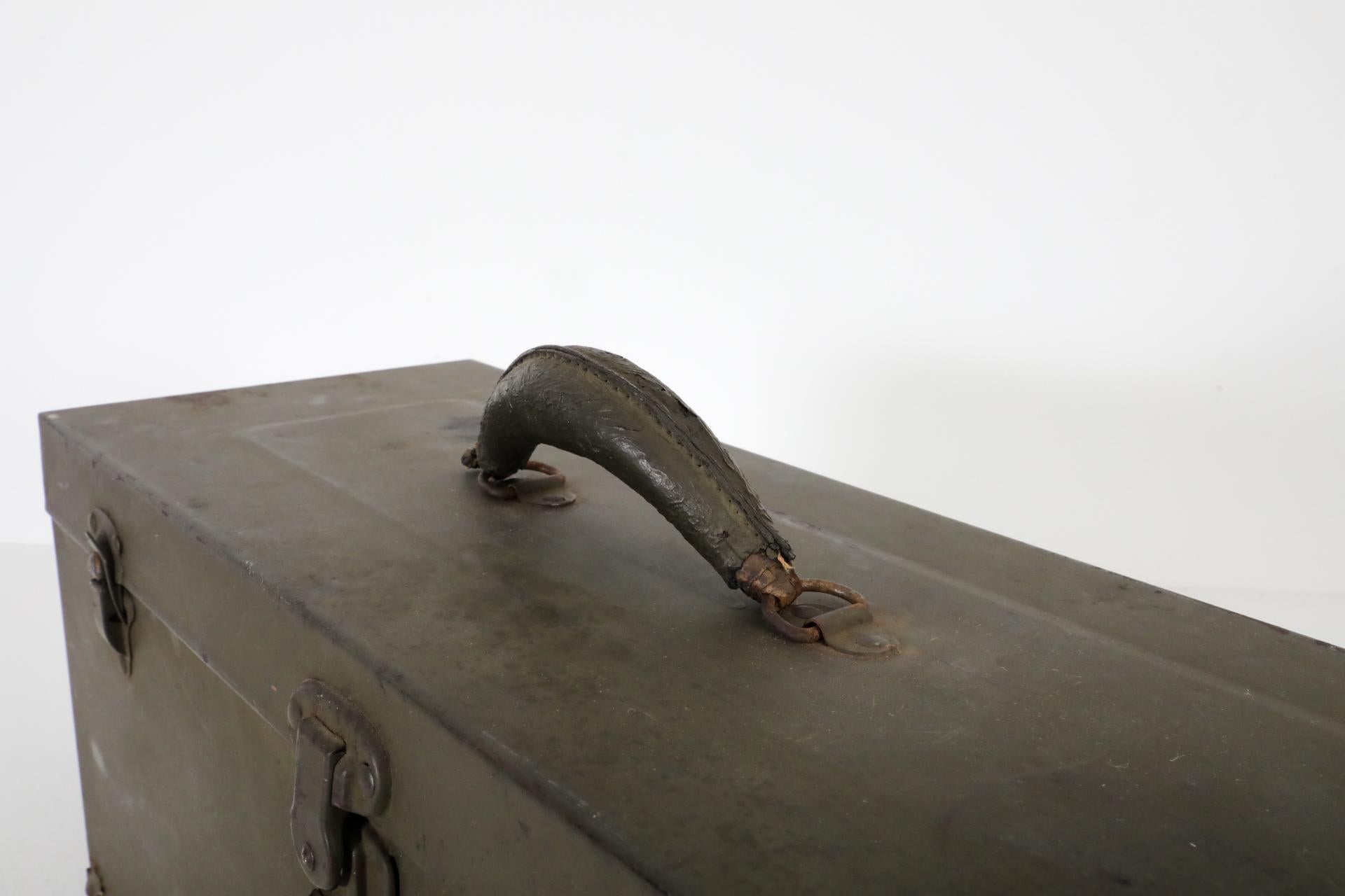 Vintage Army Green Enameled Metal Tool or Storage Box with Leather Handle For Sale 5