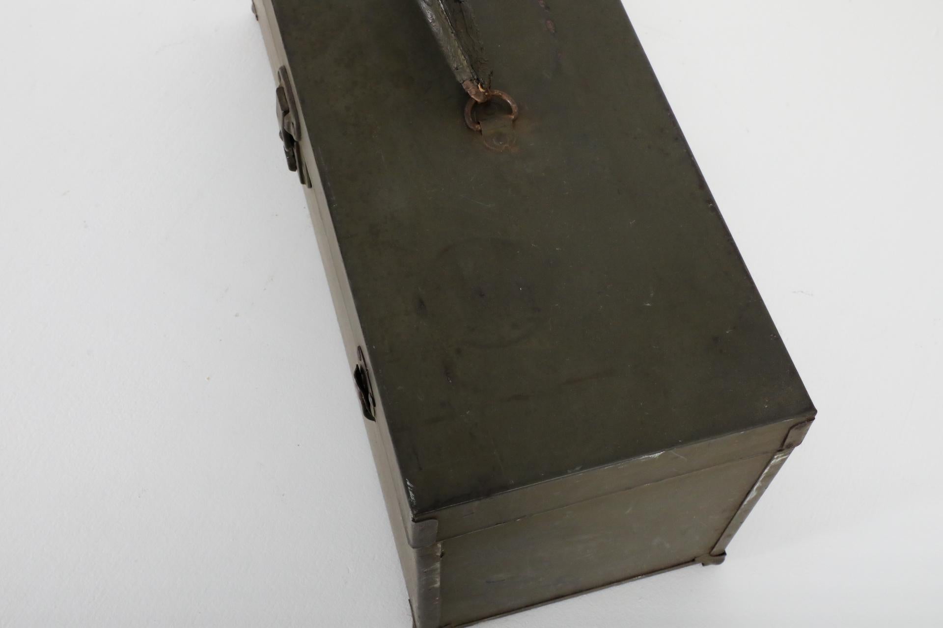 Vintage Army Green Enameled Metal Tool or Storage Box with Leather Handle For Sale 8