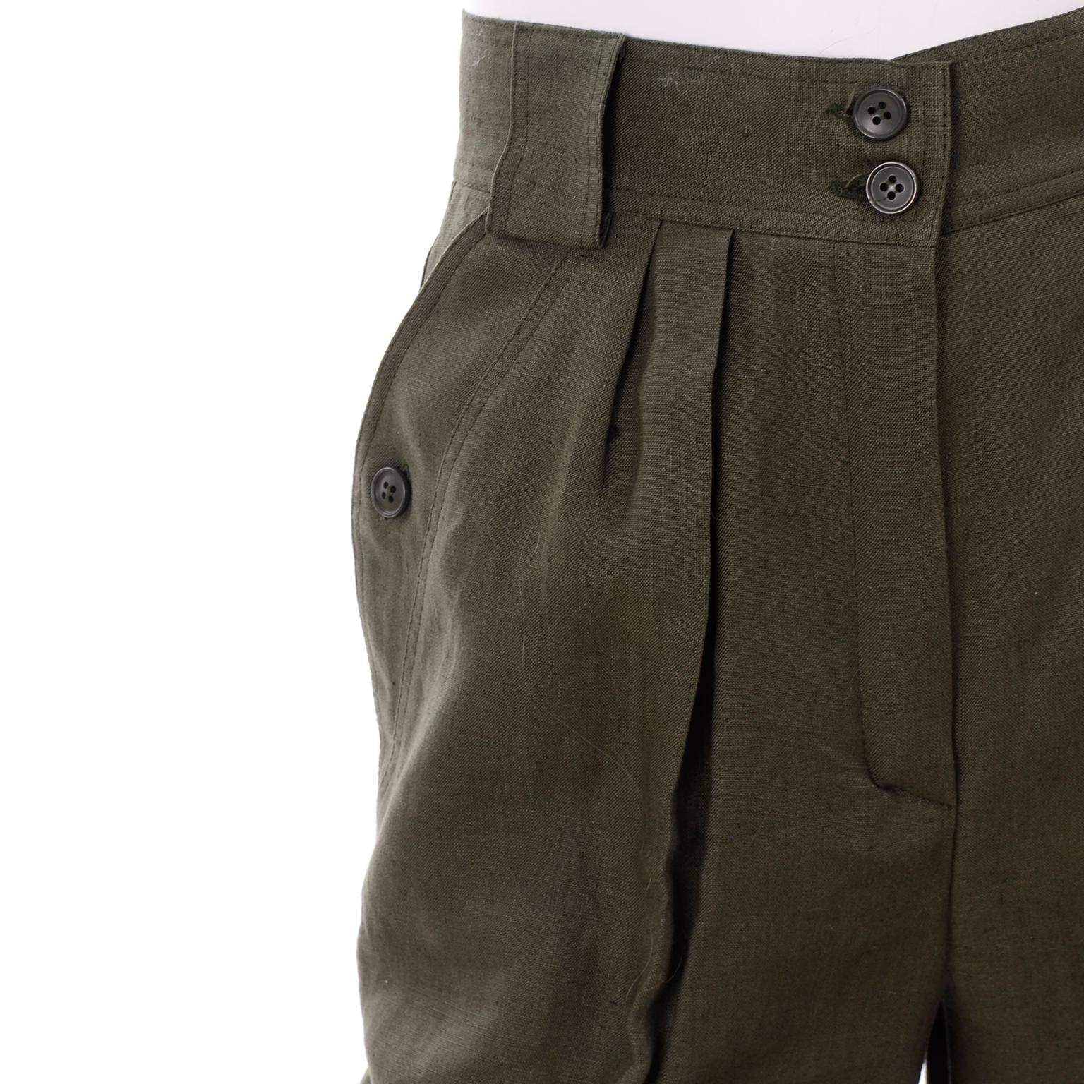 Vintage Army Green Escada Leinen-Shorts mit hoher Taille Deadstock in Armeegrün, neu mit Etiketten im Angebot 1