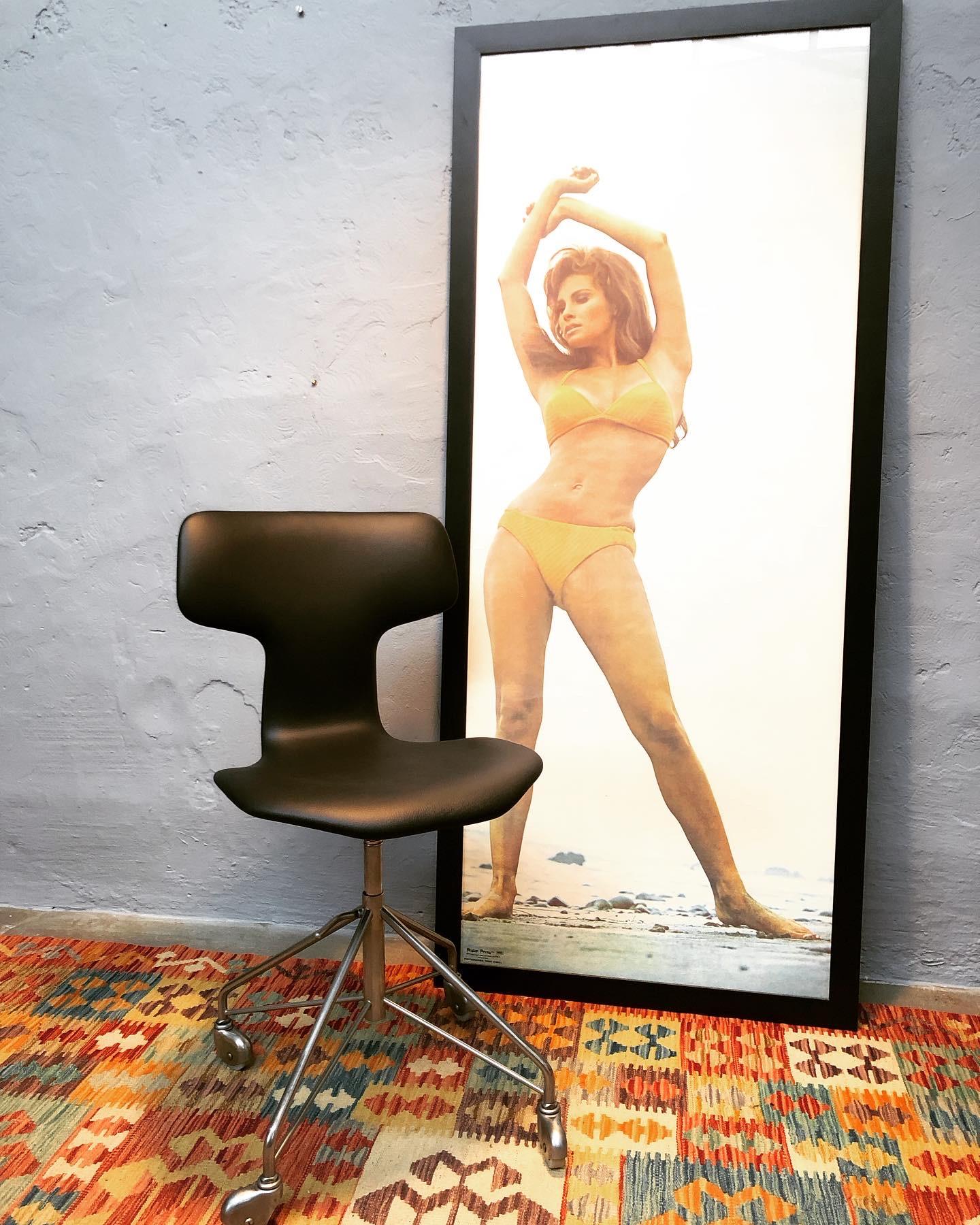 Vintage Arne Jacobsen 3113 Hammer Office Chair For Sale 11