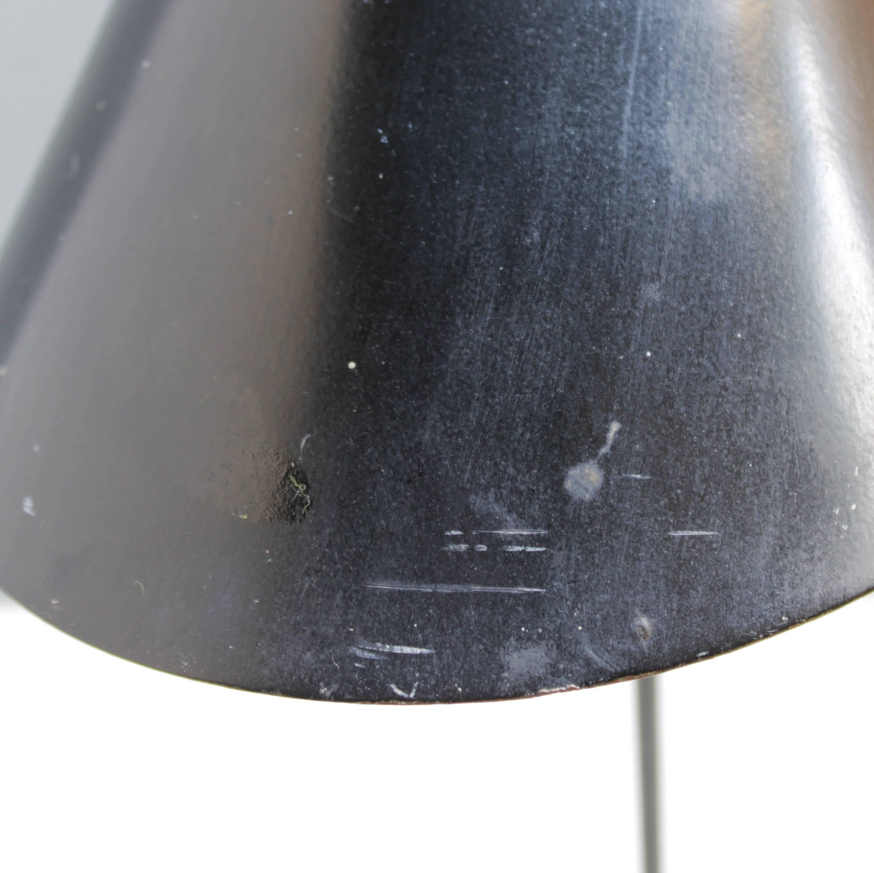 Vintage Arne Jacobsen AJ Table Lamp for Louis Poulsen 2