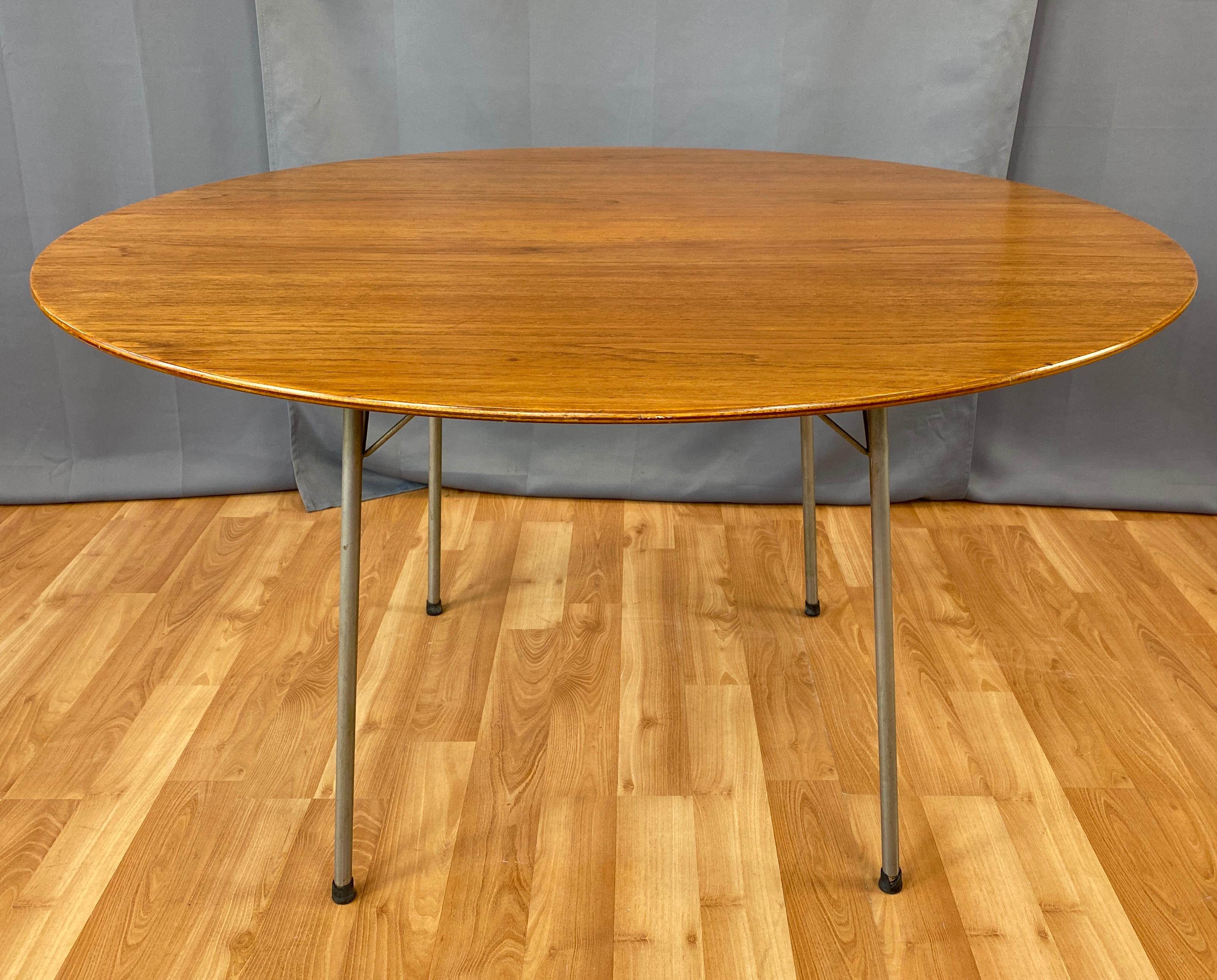 Scandinavian Modern Vintage Arne Jacobsen for Fritz Hansen Model 3600 Teak Dining Table