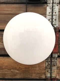 Plafonniers muraux vintage Arne Jacobsen Louis Poulsen Eklipta Opaline