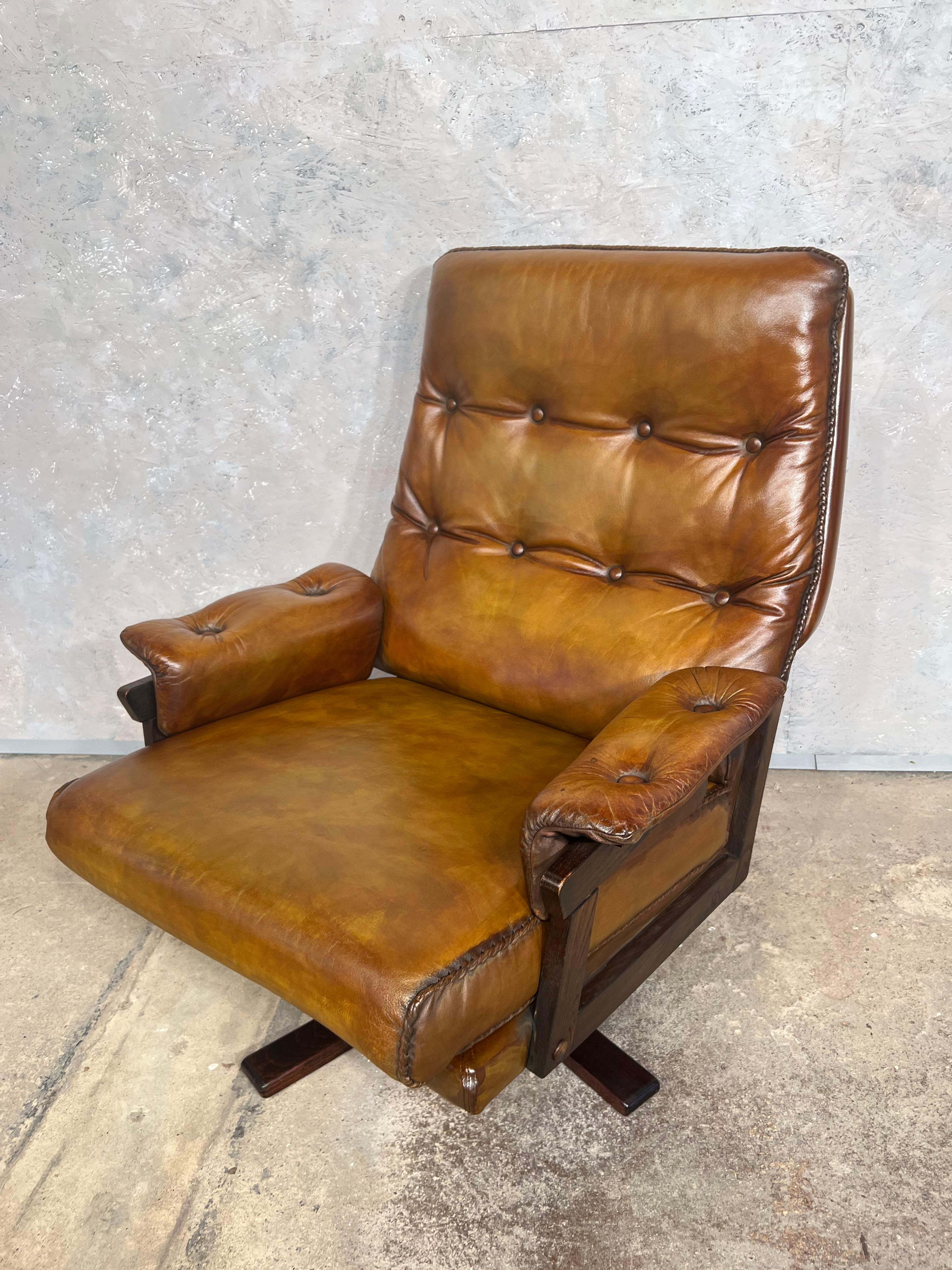 Vintage Arne Norell Leather Swivel Chair Hand dyed Tan #460 For Sale 8