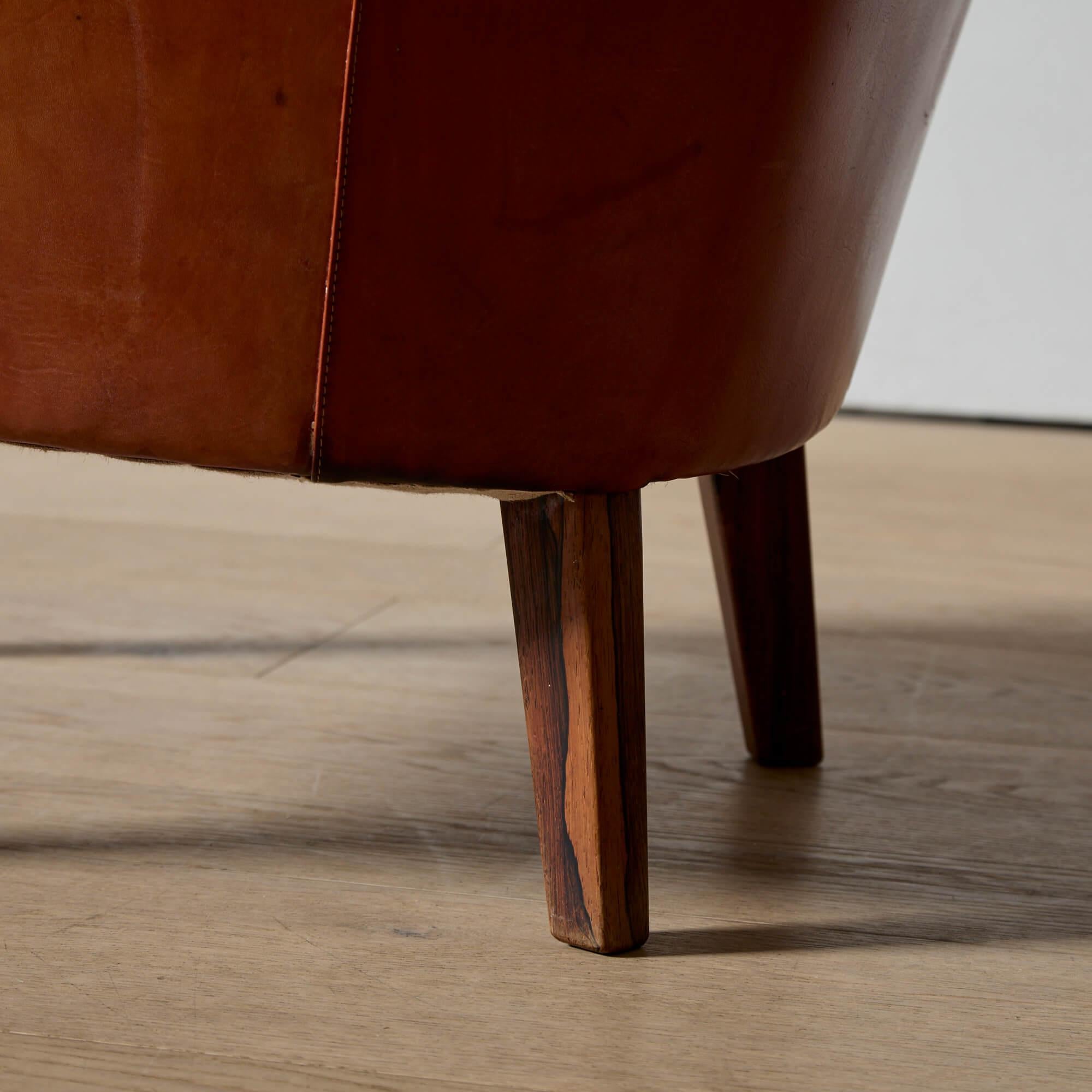 Vintage Arne Vodder AV 53 Loungesessel in Original Leder im Angebot 4