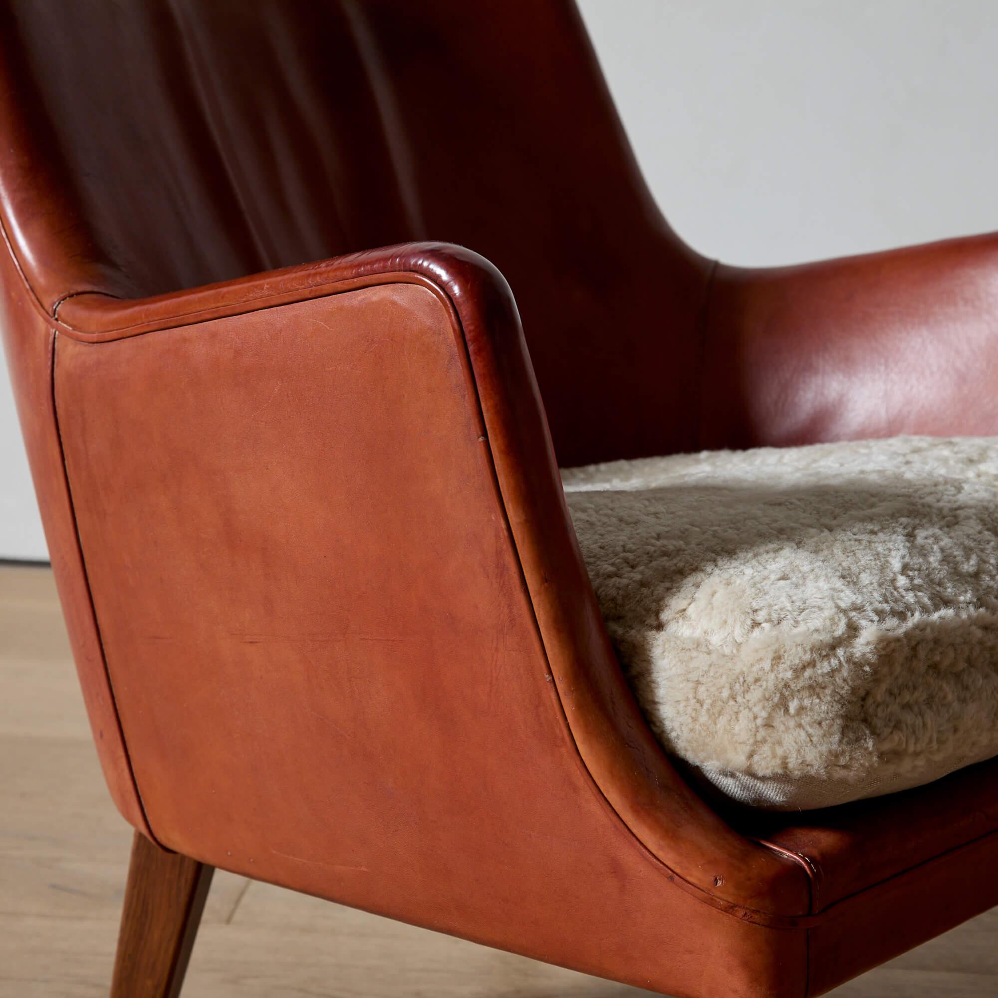 Vintage Arne Vodder AV 53 Loungesessel in Original Leder (20. Jahrhundert) im Angebot