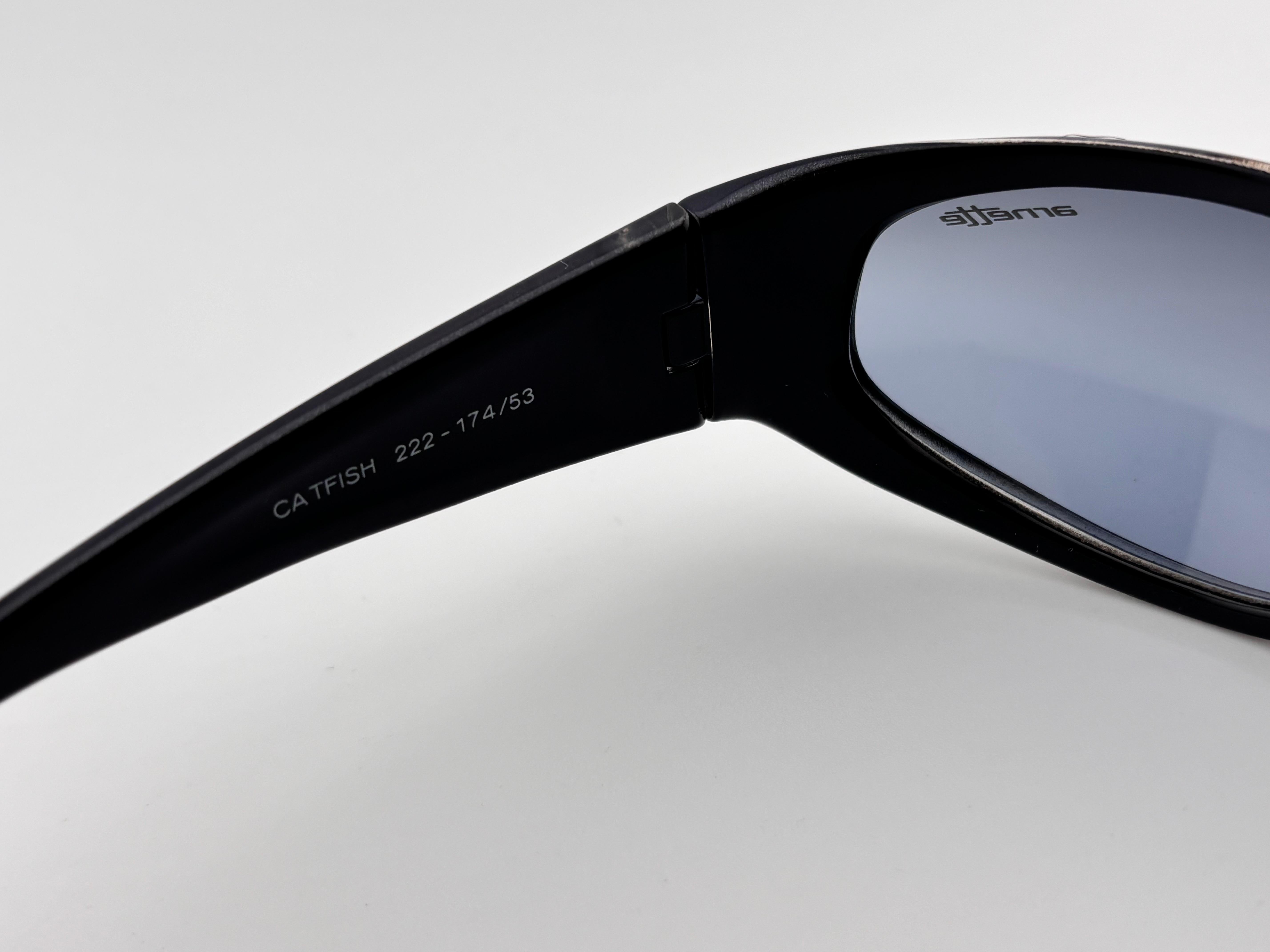 Vintage Arnette Catfish 222 Wrap Around Sleek Schwarz  1990'S Y2K-Sonnenbrille im Angebot 2