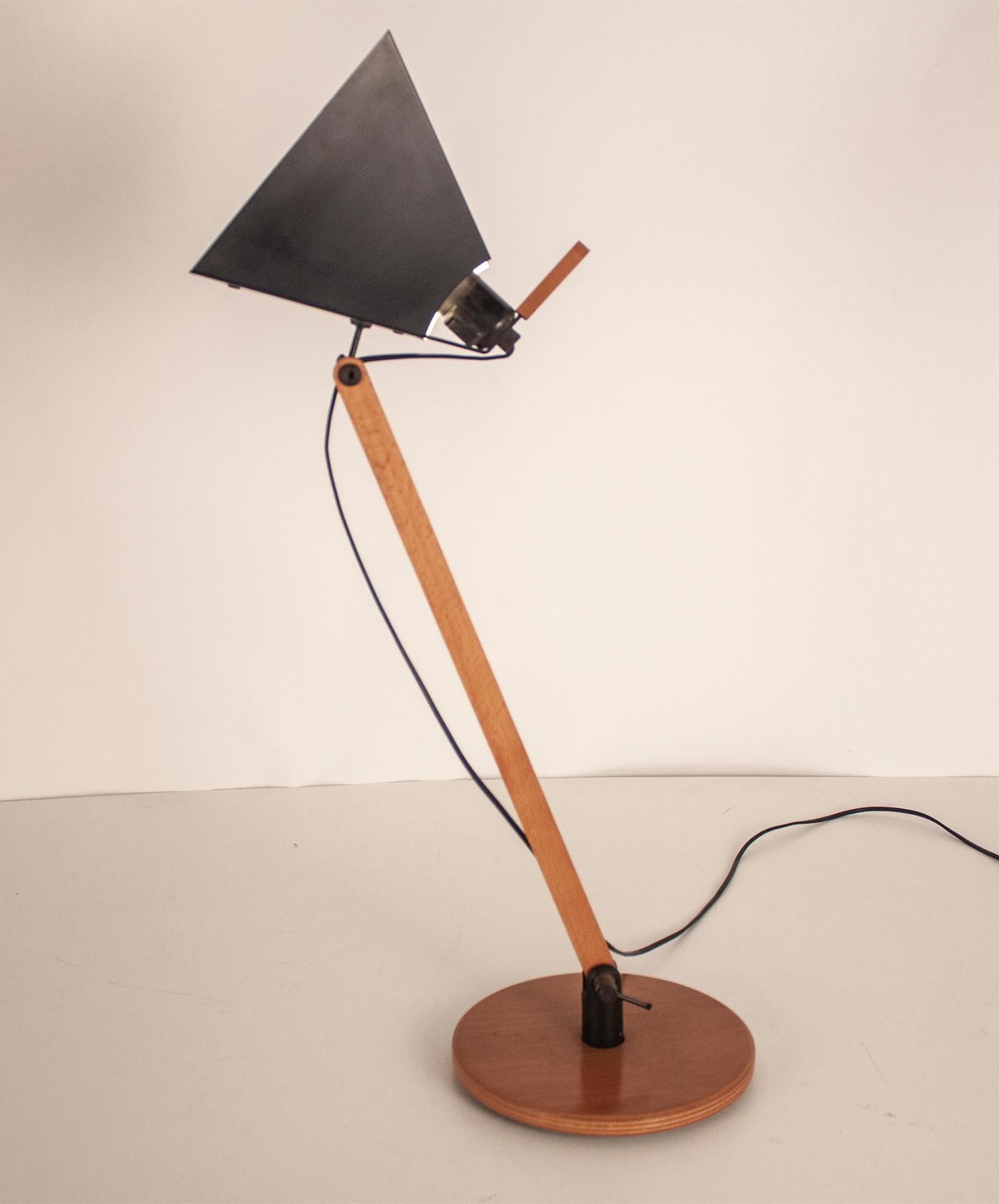  Vintage Arquímedes Desk Table Lamp by Gemma Bernal for Tramo, 1970's For Sale 7