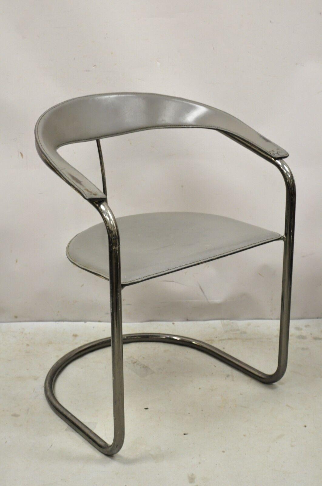 Canasta Freitragende moderne italienische Vintage-Stühle aus grauem Leder von Arrben - 4 (Moderne der Mitte des Jahrhunderts) im Angebot