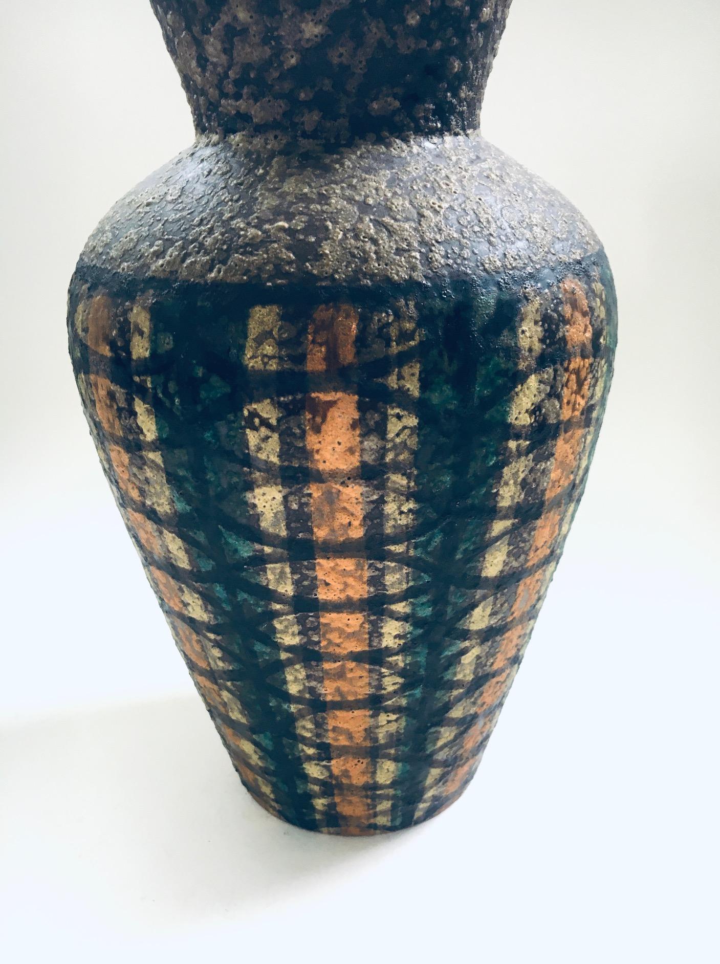 Vintage Art Ceramics Seta Vase by Aldo Lodi for Bitossi Raymor, Italy 1960's For Sale 1