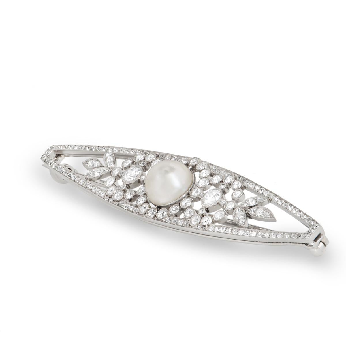Art Deco Vintage Art Dec Diamond and Pearl Brooch in Platinum 1.75 Carats For Sale