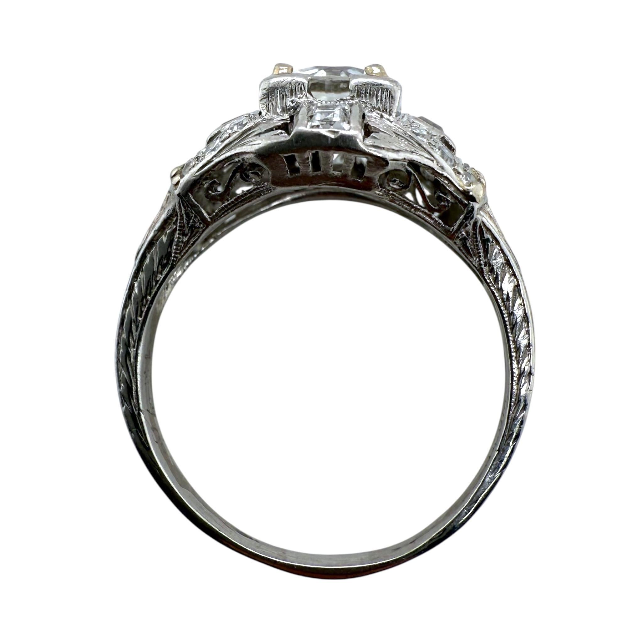 Vintage Art Deco 1.15 Carat Old European Cut Diamond Platinum Engagement Ring For Sale 5