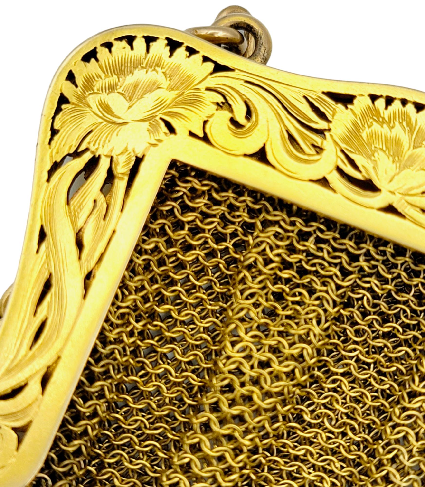 Porte-monnaie Art déco vintage en maille d'or 14 carats avec chaîne et fermoir cabochon en saphir en vente 4