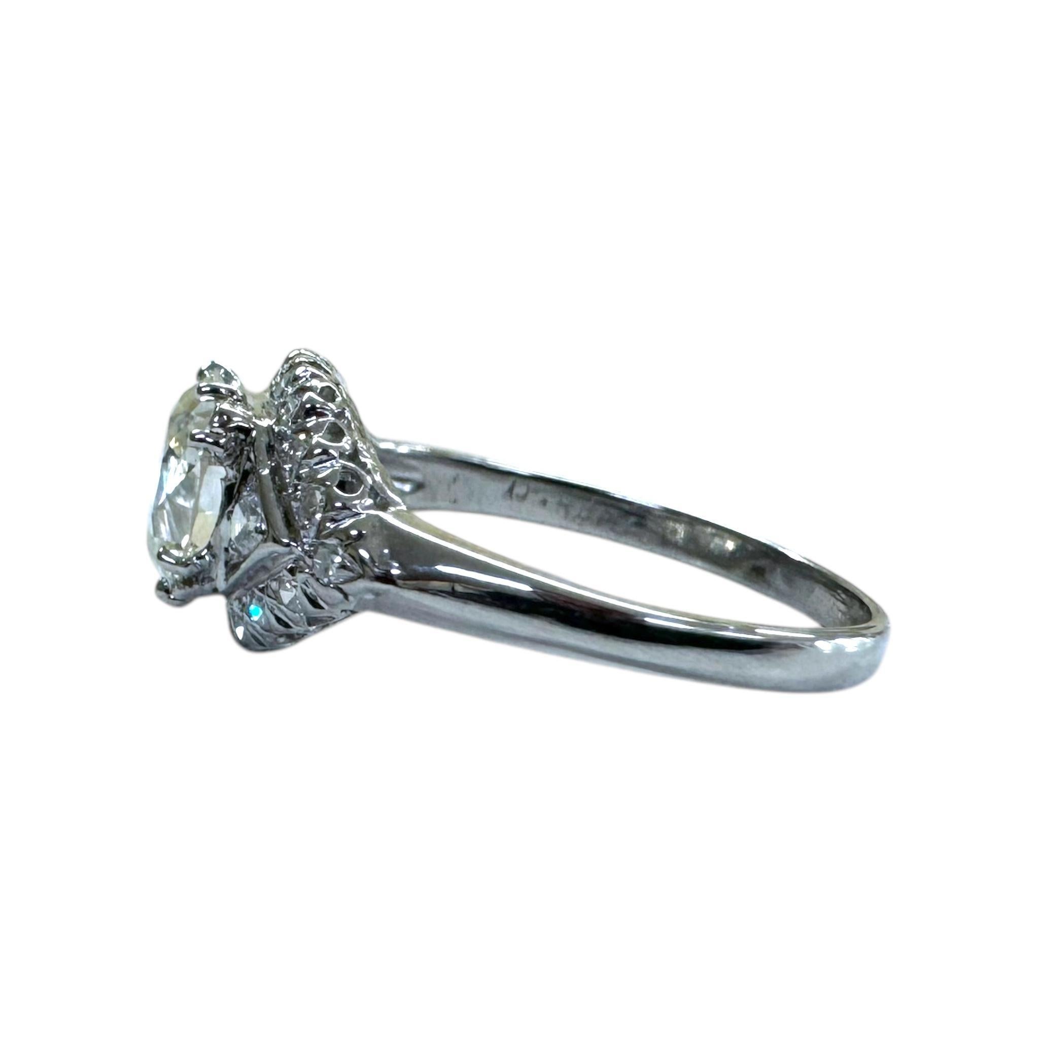 Vintage Art Deco 1,73 Karat Platin Verlobungsring GIA, Vintage 3