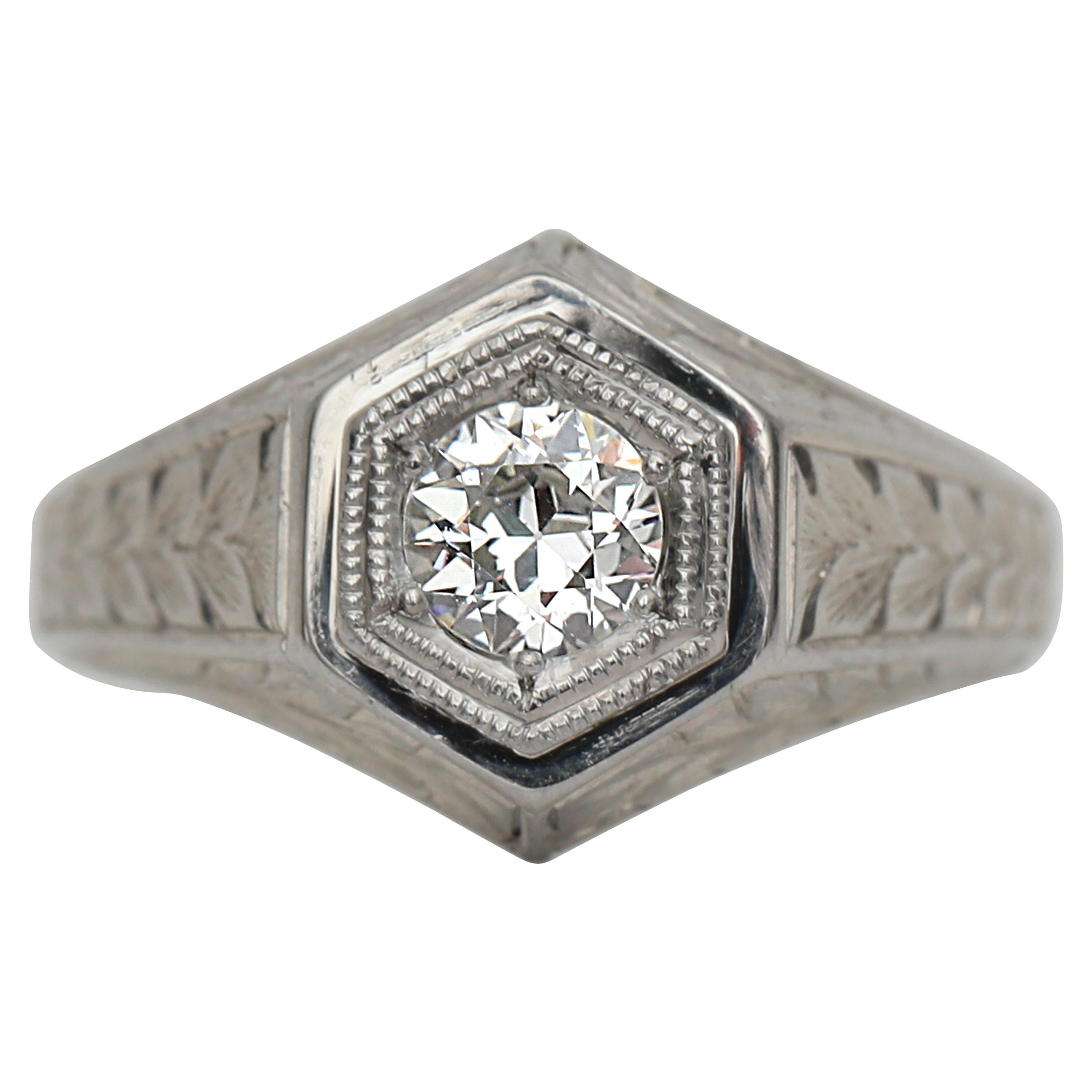 Vintage Art Deco 18 Karat Gold Diamond Engraved Engagement Ring, circa 1920s