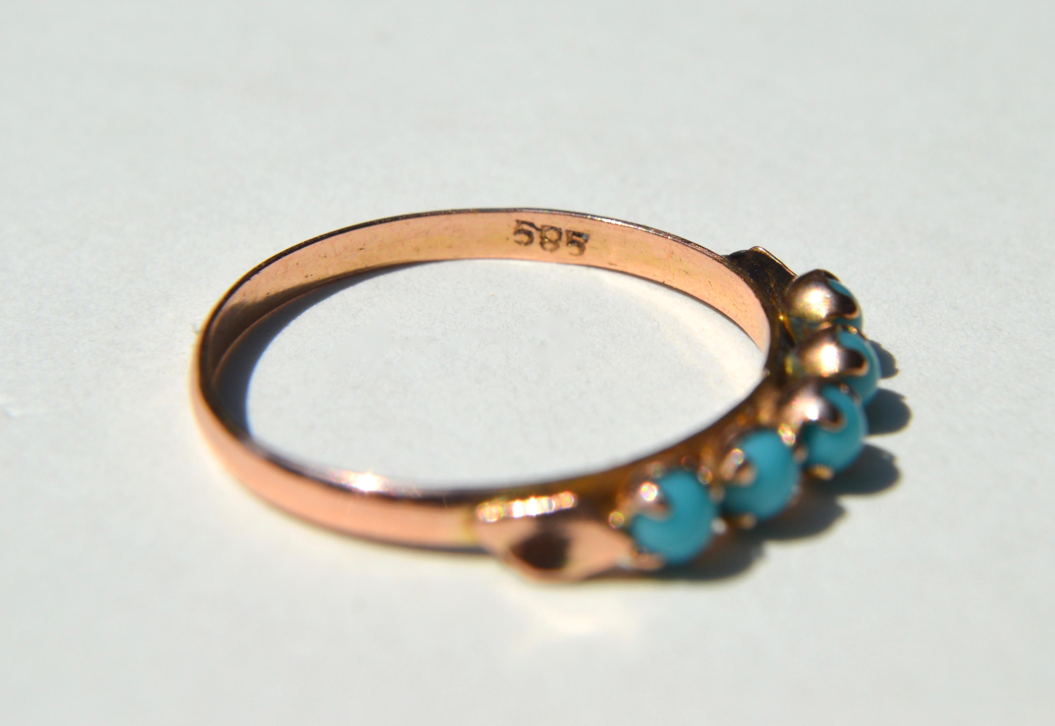 Women's Vintage Art Deco 1930s 14 Karat Rose Gold Five-Stone Turquoise Ring