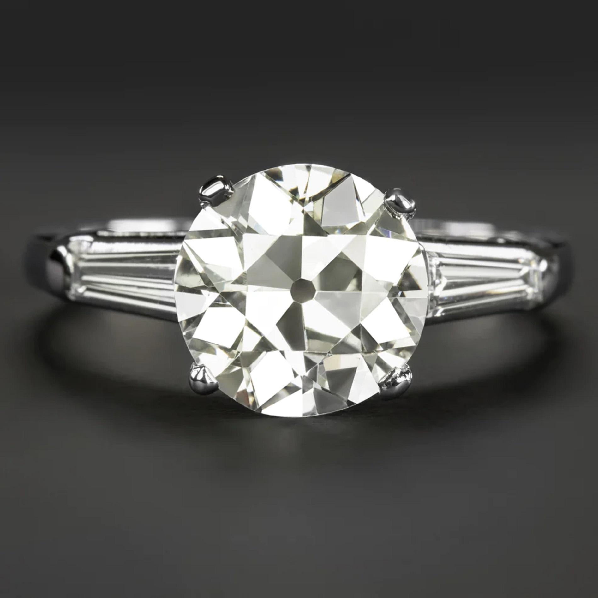 Vintage Art Deco 2,50 Karat Diamant im Minenschliff Beeindruckender Ring (Art déco)