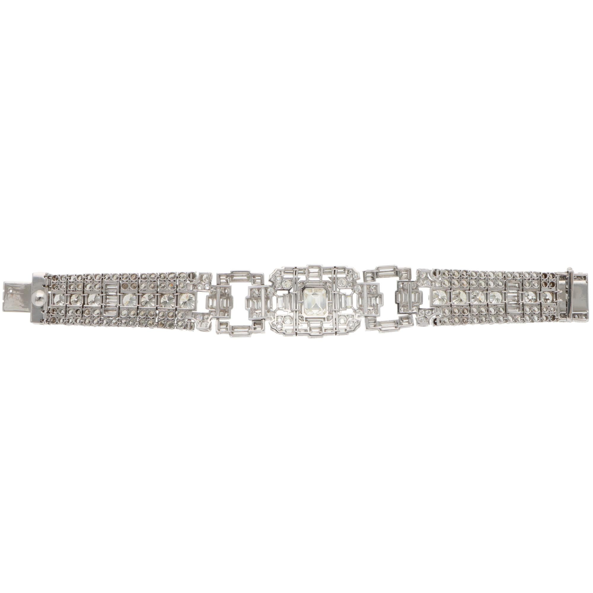 Vintage Art Deco 43,81ct Diamant-Armband aus Platin im Zustand „Hervorragend“ im Angebot in London, GB
