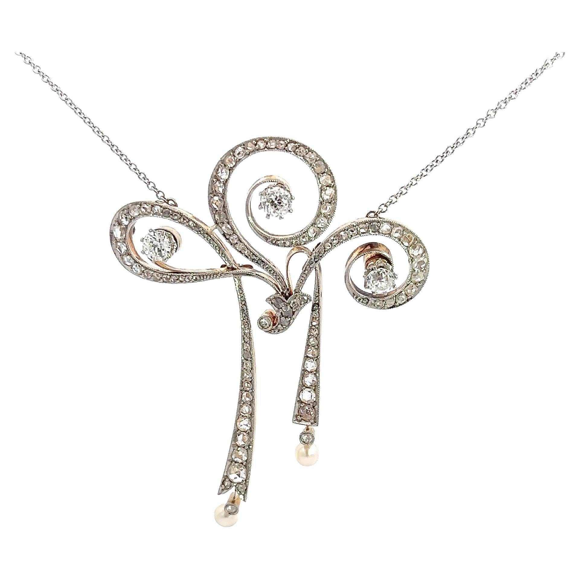 Women's Vintage Art Deco 4CT Diamond Bow Pendant Necklace For Sale