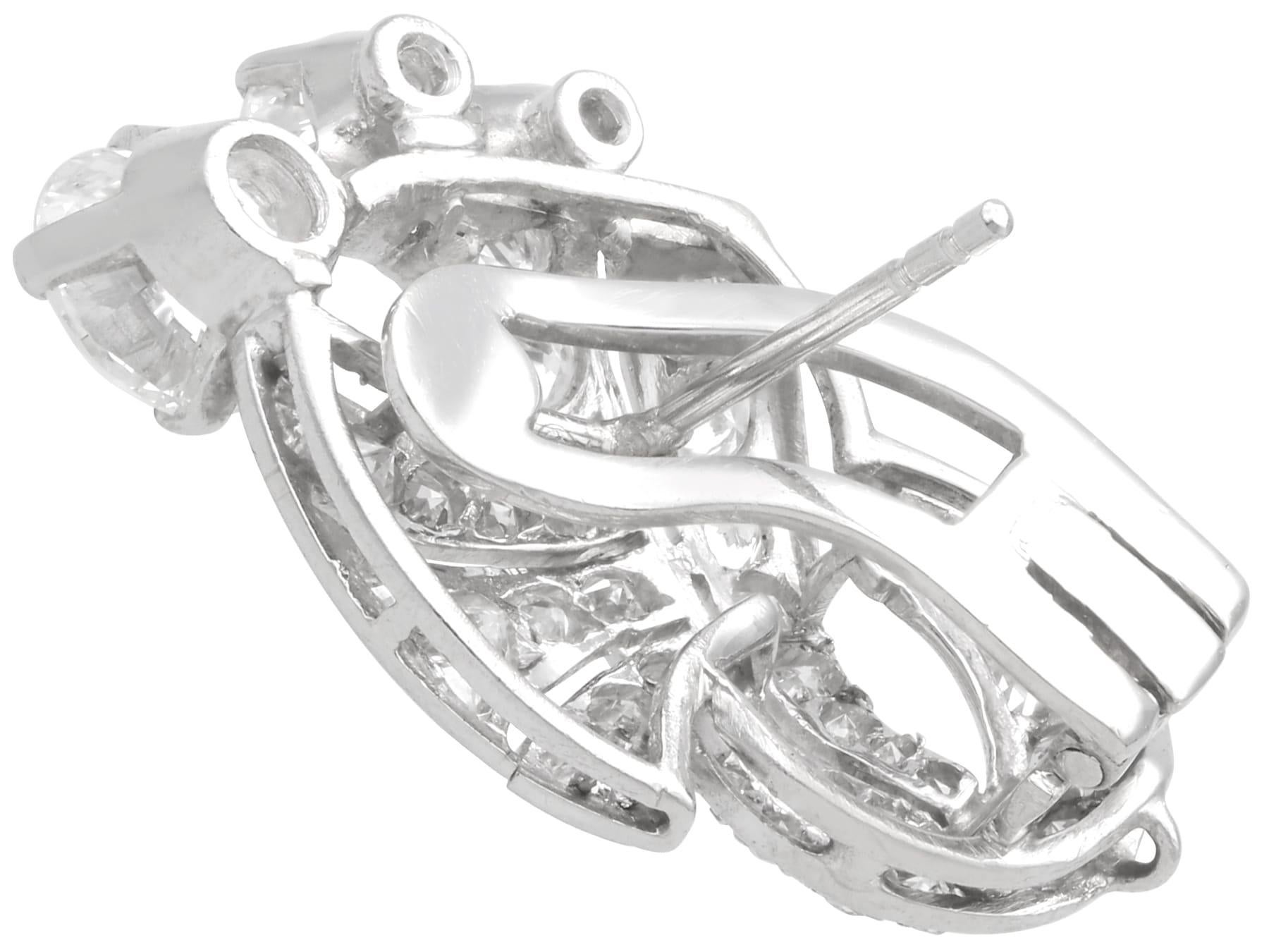 Pendientes vintage Art Déco de diamantes y platino de 5,09 quilates Circa 1950 en venta 2