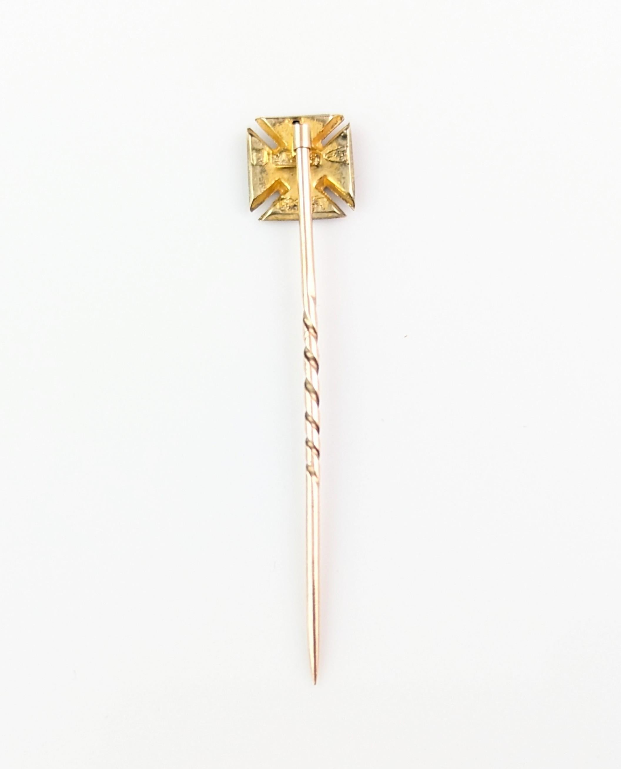 Vintage Art Deco 9k gold stick pin, Cross Pattee  For Sale 4