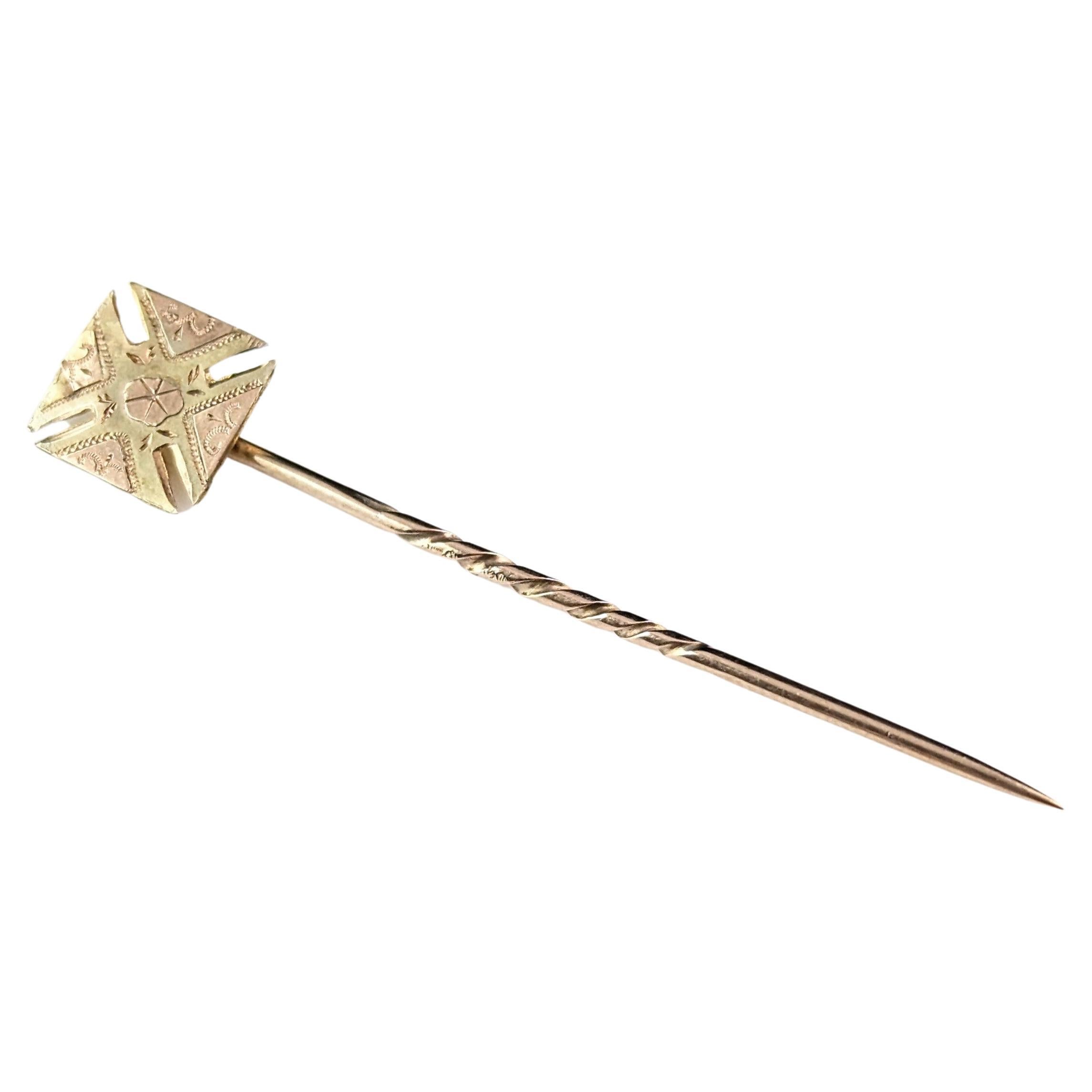Vintage Art Deco 9k gold stick pin, Cross Pattee  For Sale