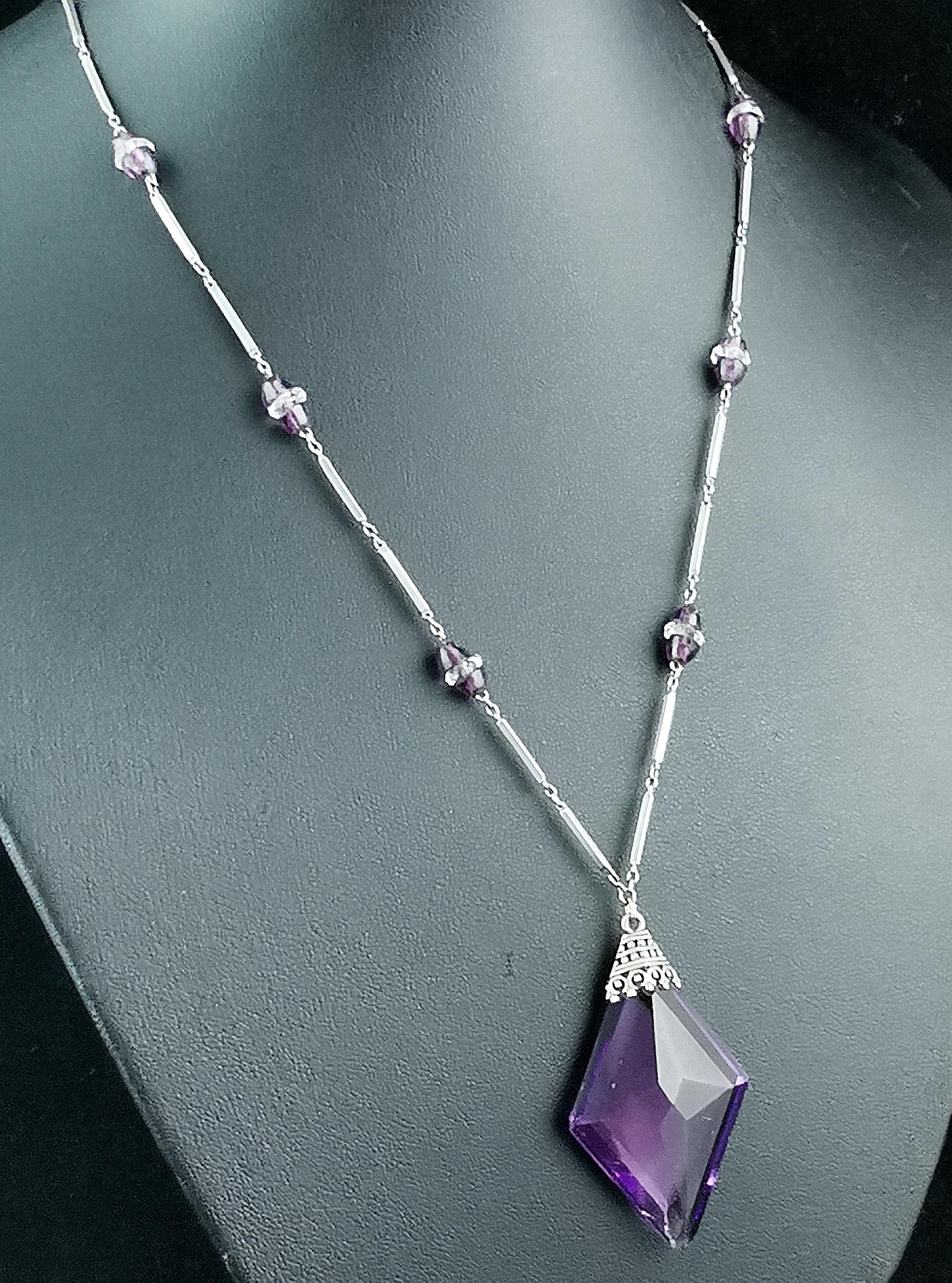 Vintage Art Deco Amethyst glass drop pendant necklace For Sale 8