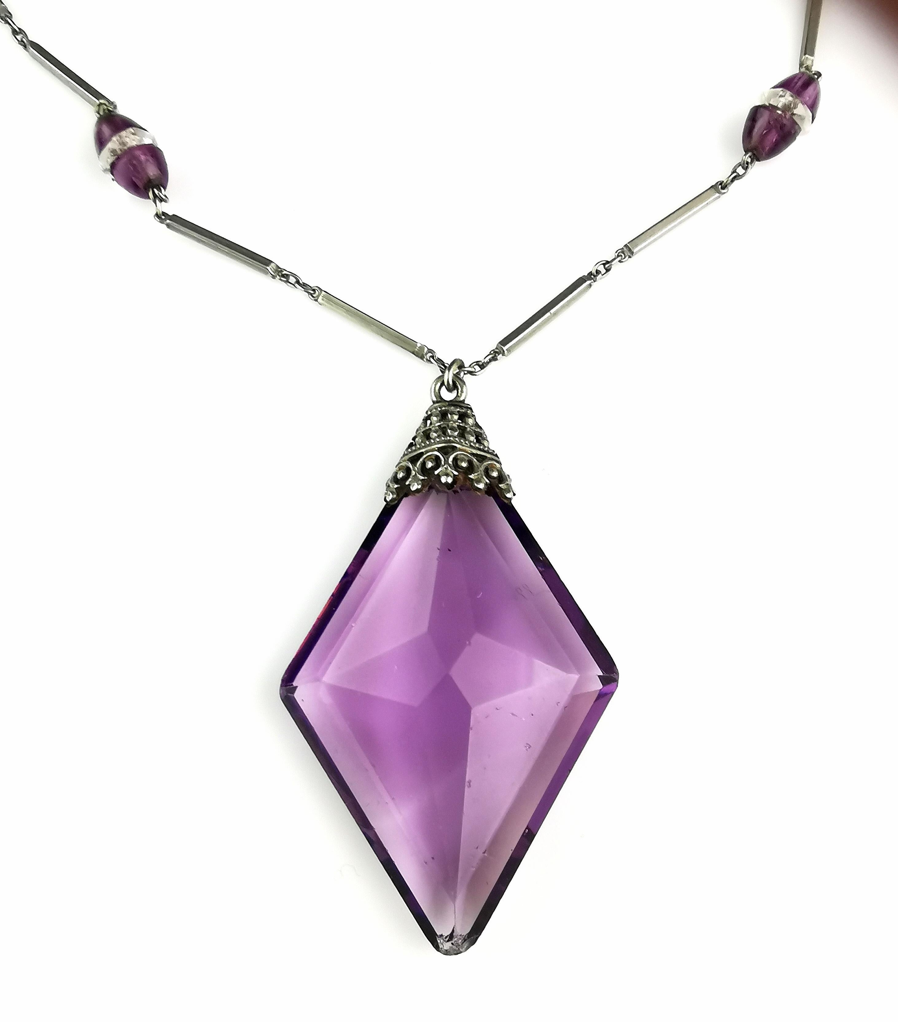 Vintage Art Deco Amethyst glass drop pendant necklace For Sale 1