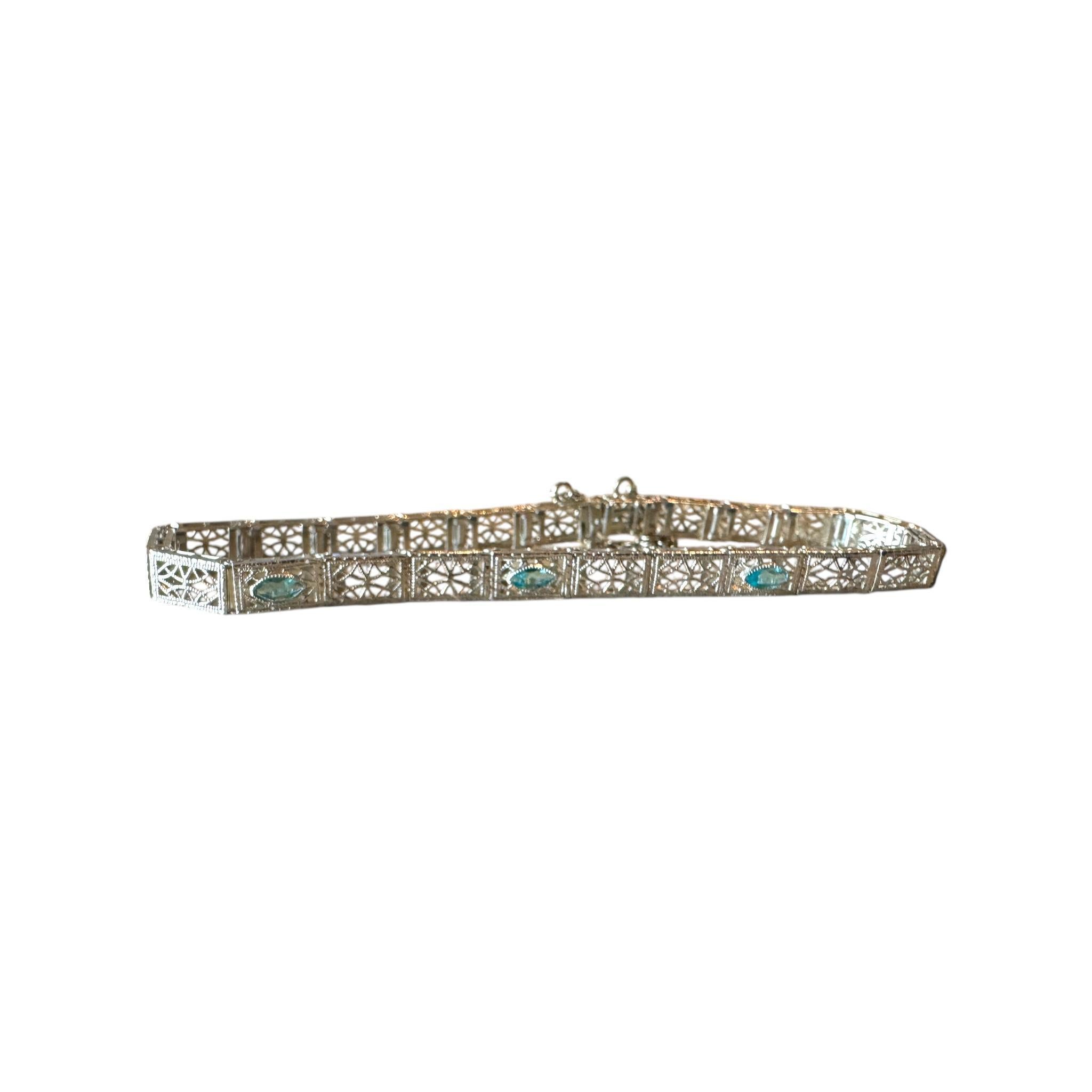 Vintage Art Deco Aquamarine Filigree Bracelet 10K White Gold For Sale 1