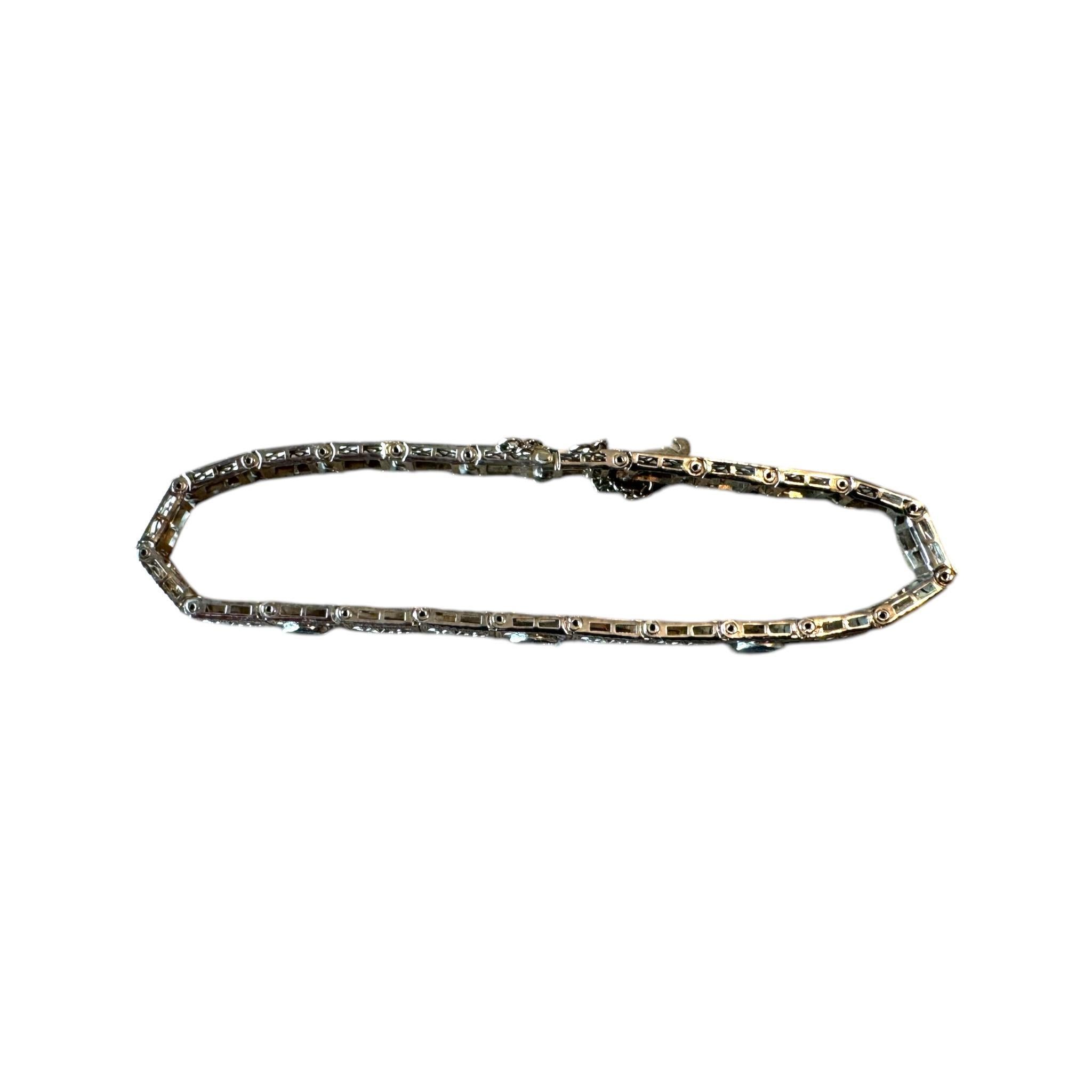Vintage Art Deco Aquamarine Filigree Bracelet 10K White Gold For Sale 2