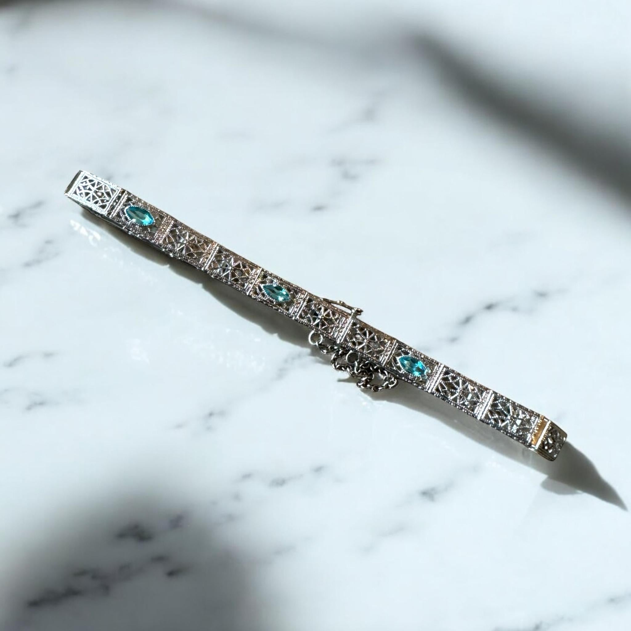Vintage Art Deco Aquamarine Filigree Bracelet 10K White Gold For Sale 4