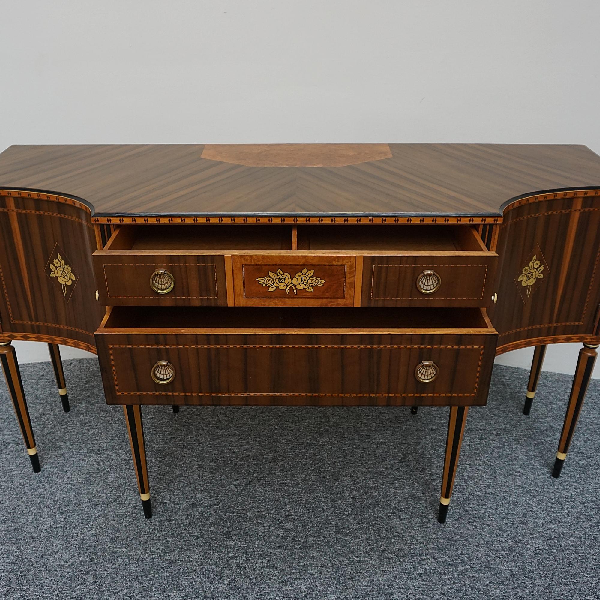 Vintage Art Deco Australian Walnut Veneered Sideboard  In Good Condition For Sale In Forest Row, East Sussex