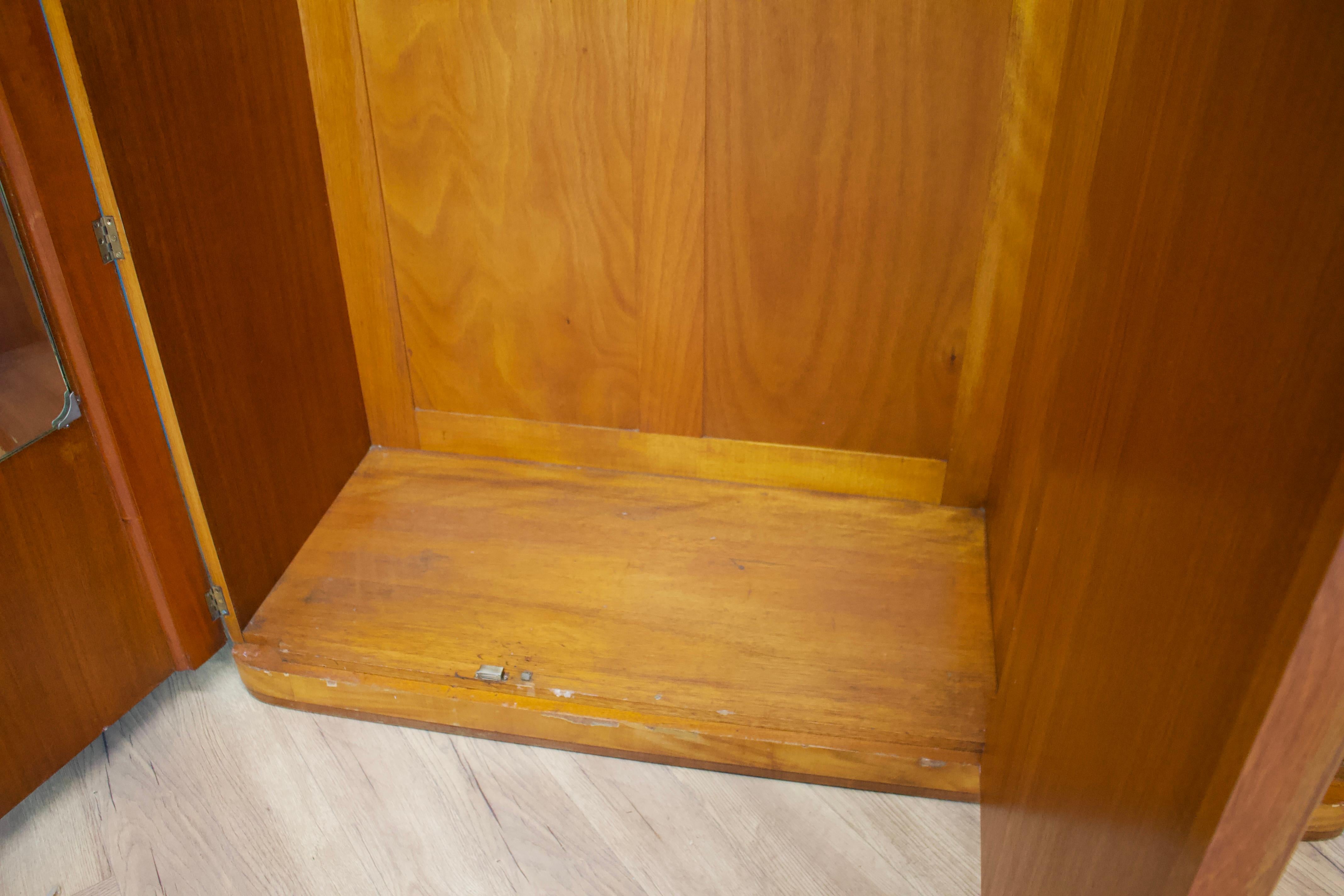 Vintage Art Deco Birch & Walnut Wardrobe, 1930s en vente 2