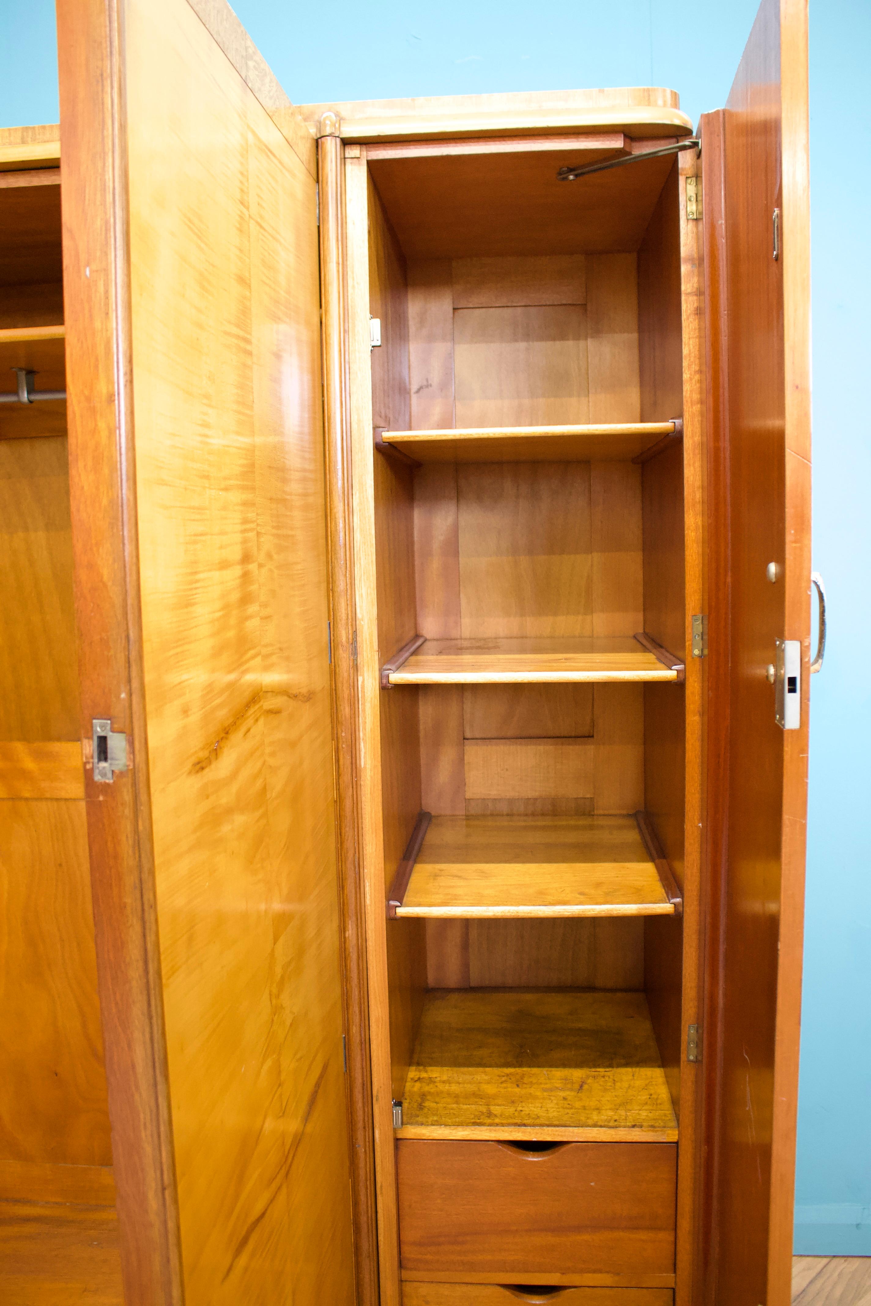 Bois Vintage Art Deco Birch & Walnut Wardrobe, 1930s en vente