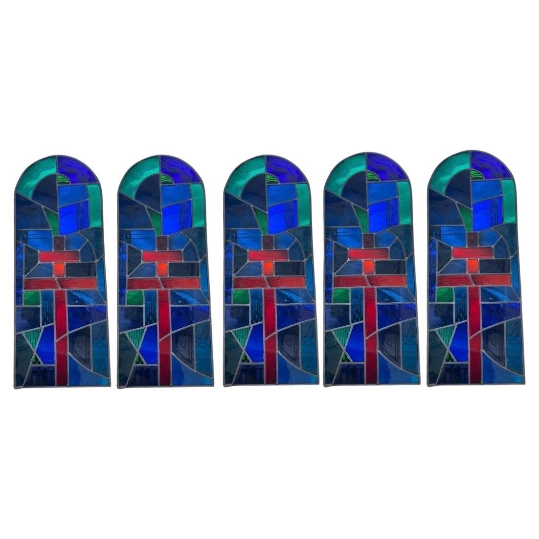 What is an arch window?