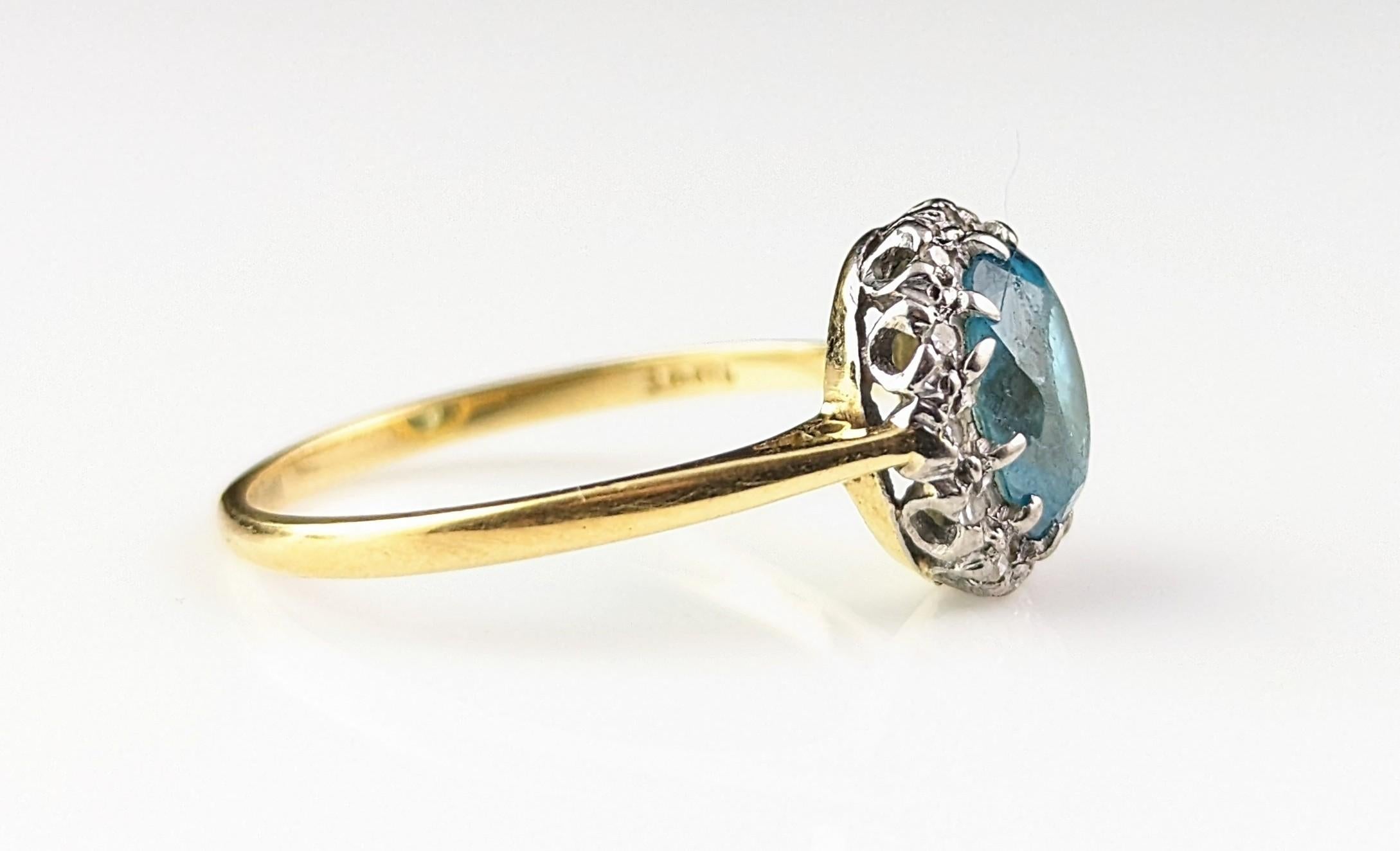 Vintage Art Deco Blue Zircon and Diamond ring, 18k gold  9