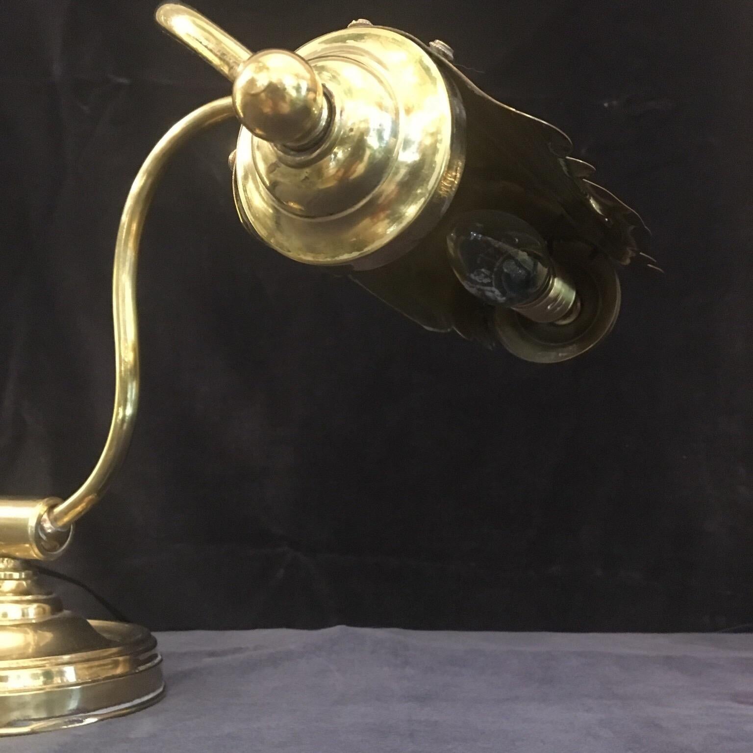 Vintage Art Decò Brass Desk Lamp, 1930s 7