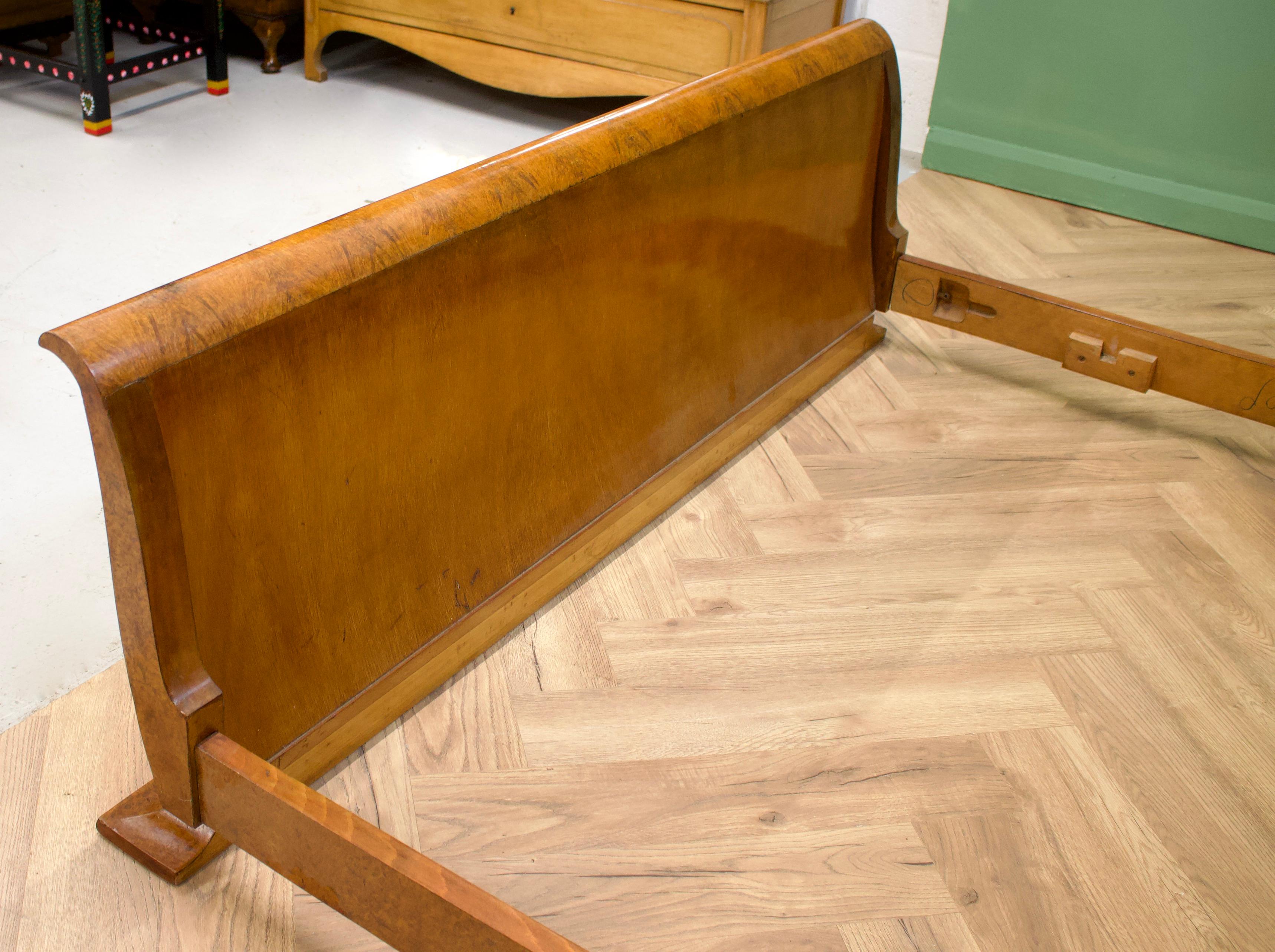 Woodwork Vintage Art Deco Burl Walnut Bed Frame - With Bedside Tables, 1920s