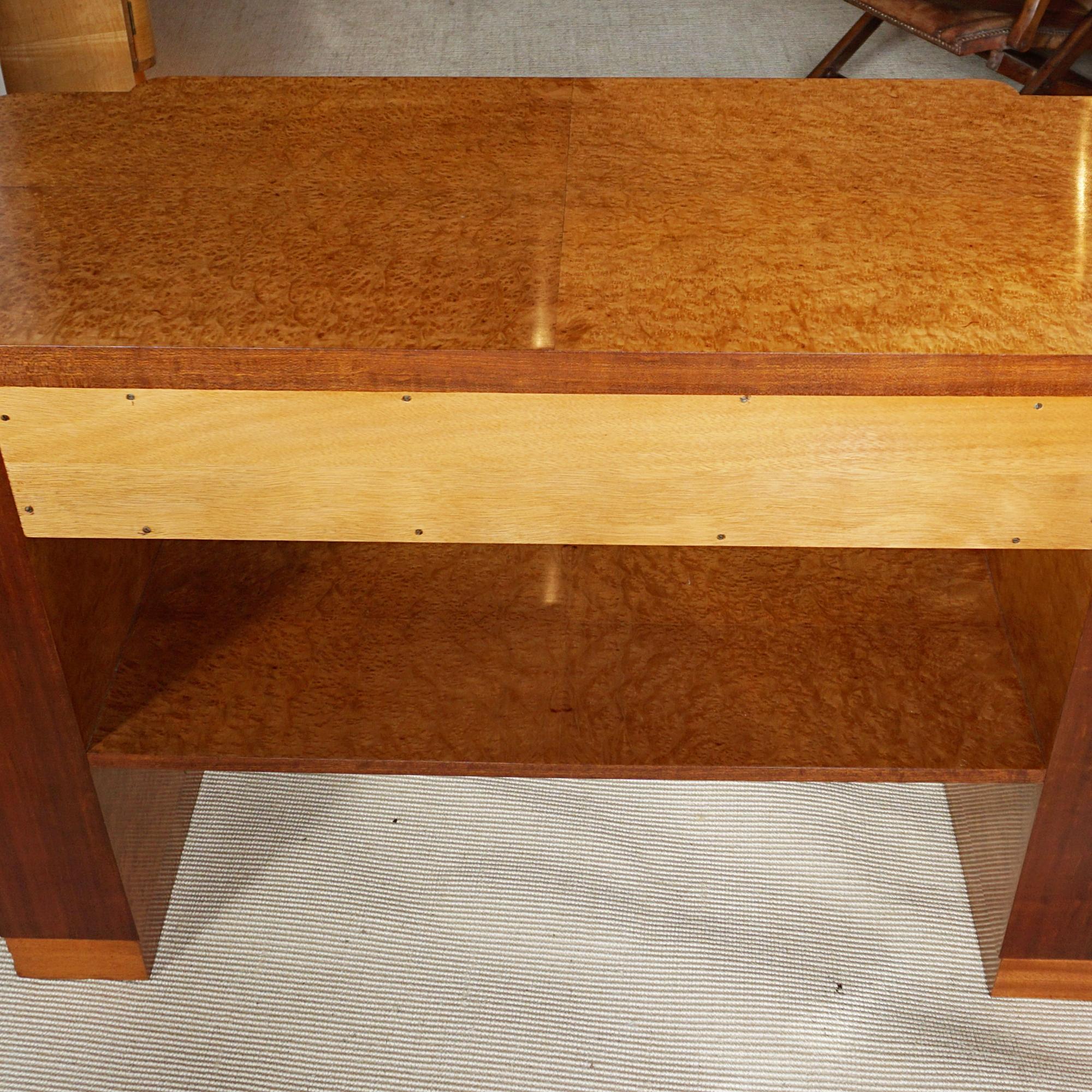 Vintage Art Deco Burr Walnut and Satinbirch Console Table  For Sale 6