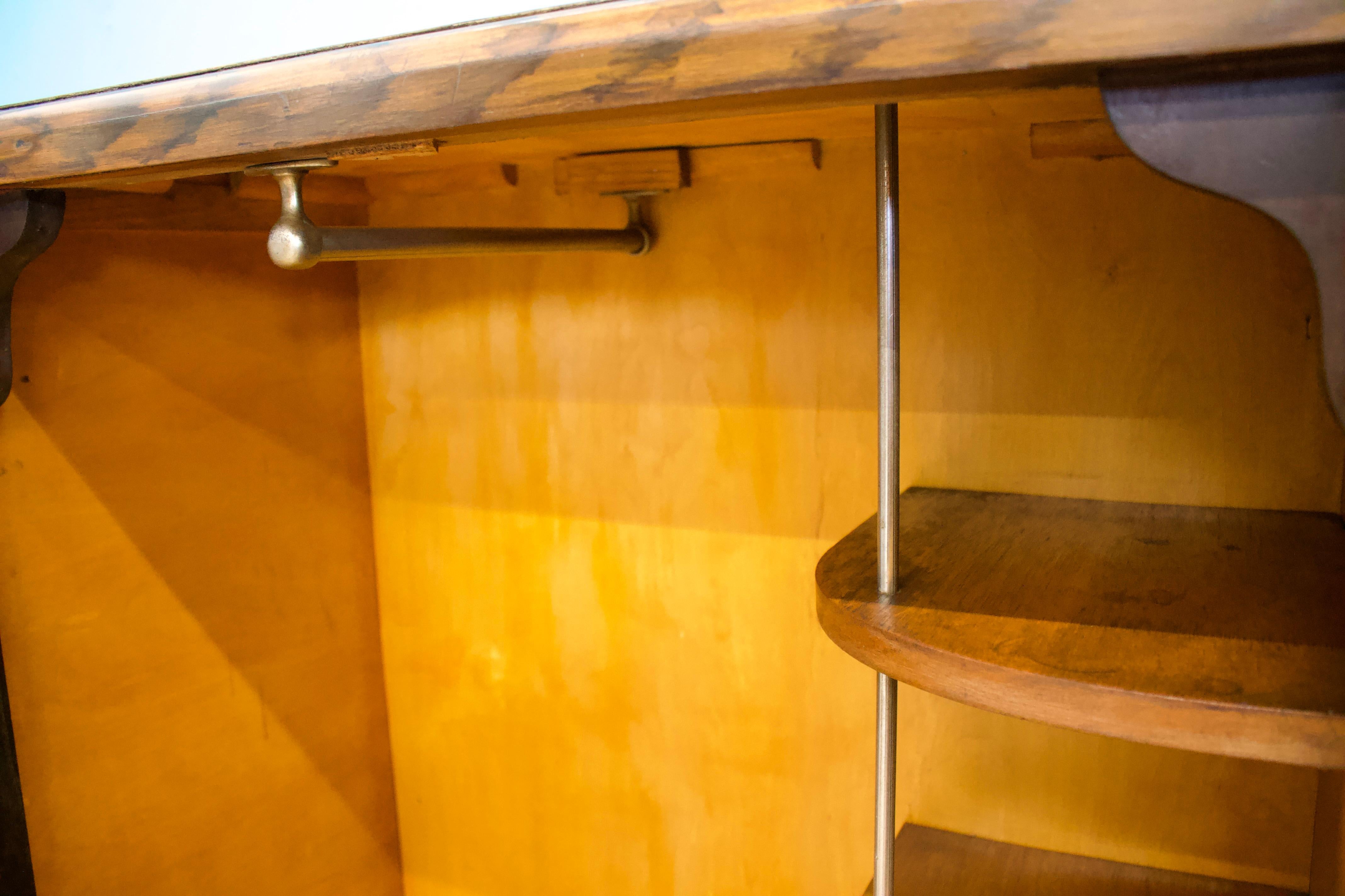 Compact Compactum-Kleiderschrank aus Wurzelnussholz im Art déco-Stil, 1930er Jahre (Holz) im Angebot