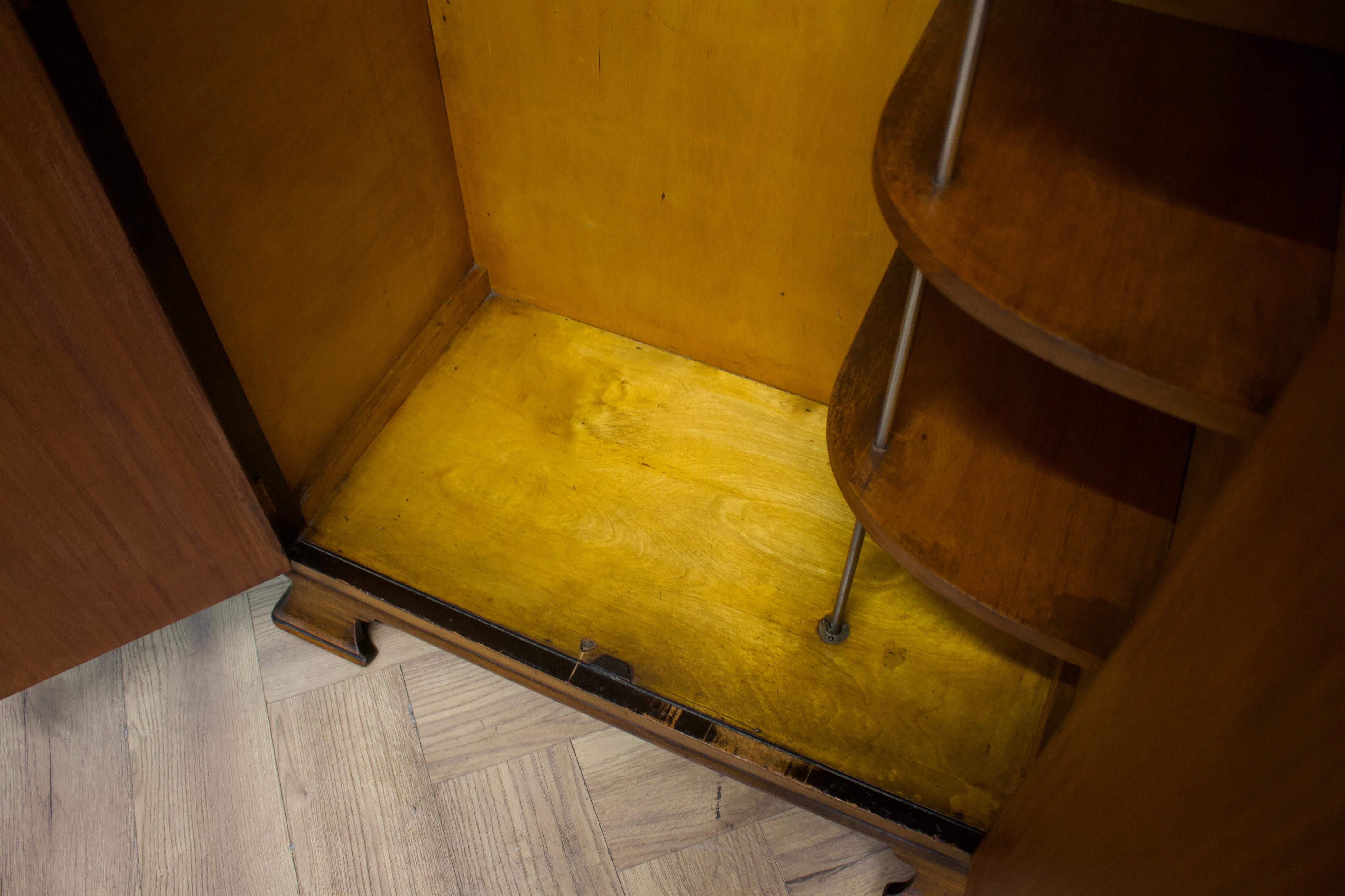 Compact Compactum-Kleiderschrank aus Wurzelnussholz im Art déco-Stil, 1930er Jahre im Angebot 1