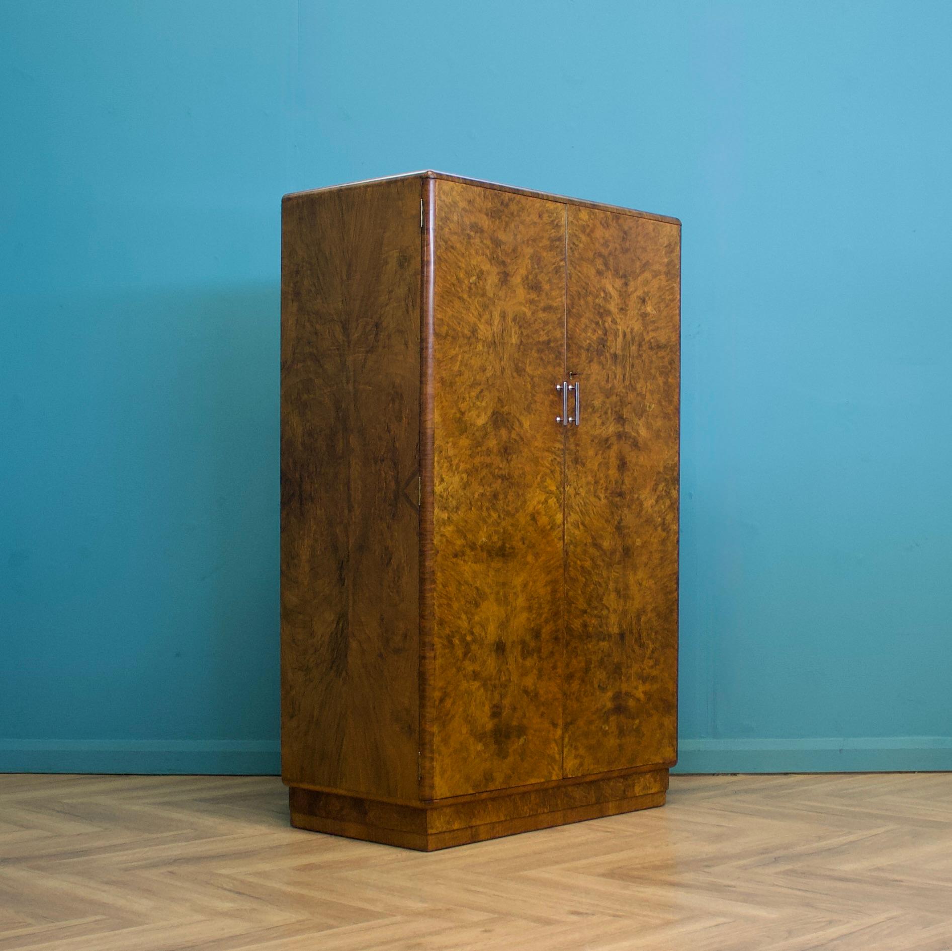 Compact Compactum-Kleiderschrank aus Wurzelnussholz von Heals, Art déco, Vintage, Art déco, 1930er Jahre (Britisch)