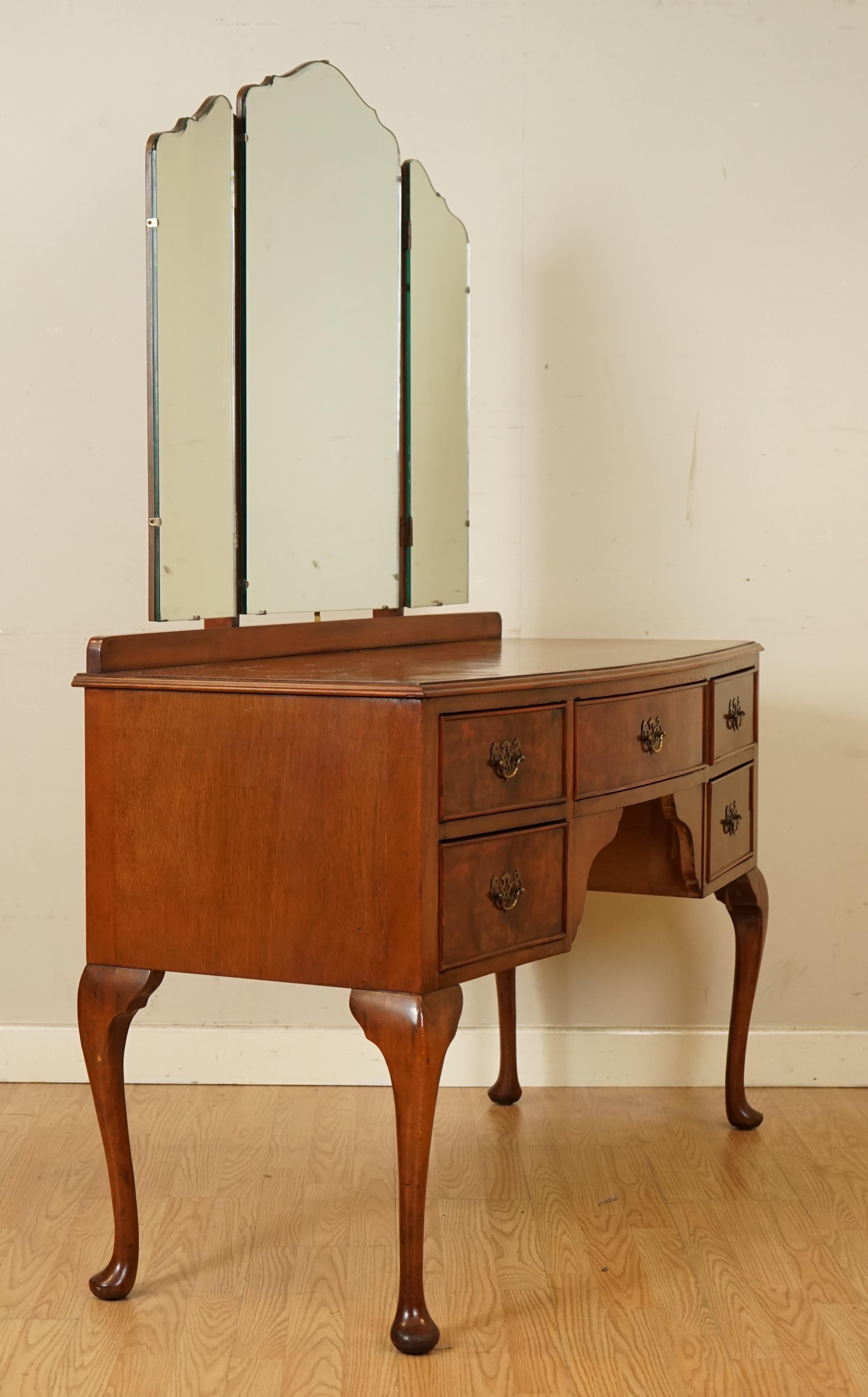 TEAK Wood Queen Anne style dressing table with mirror and stool 