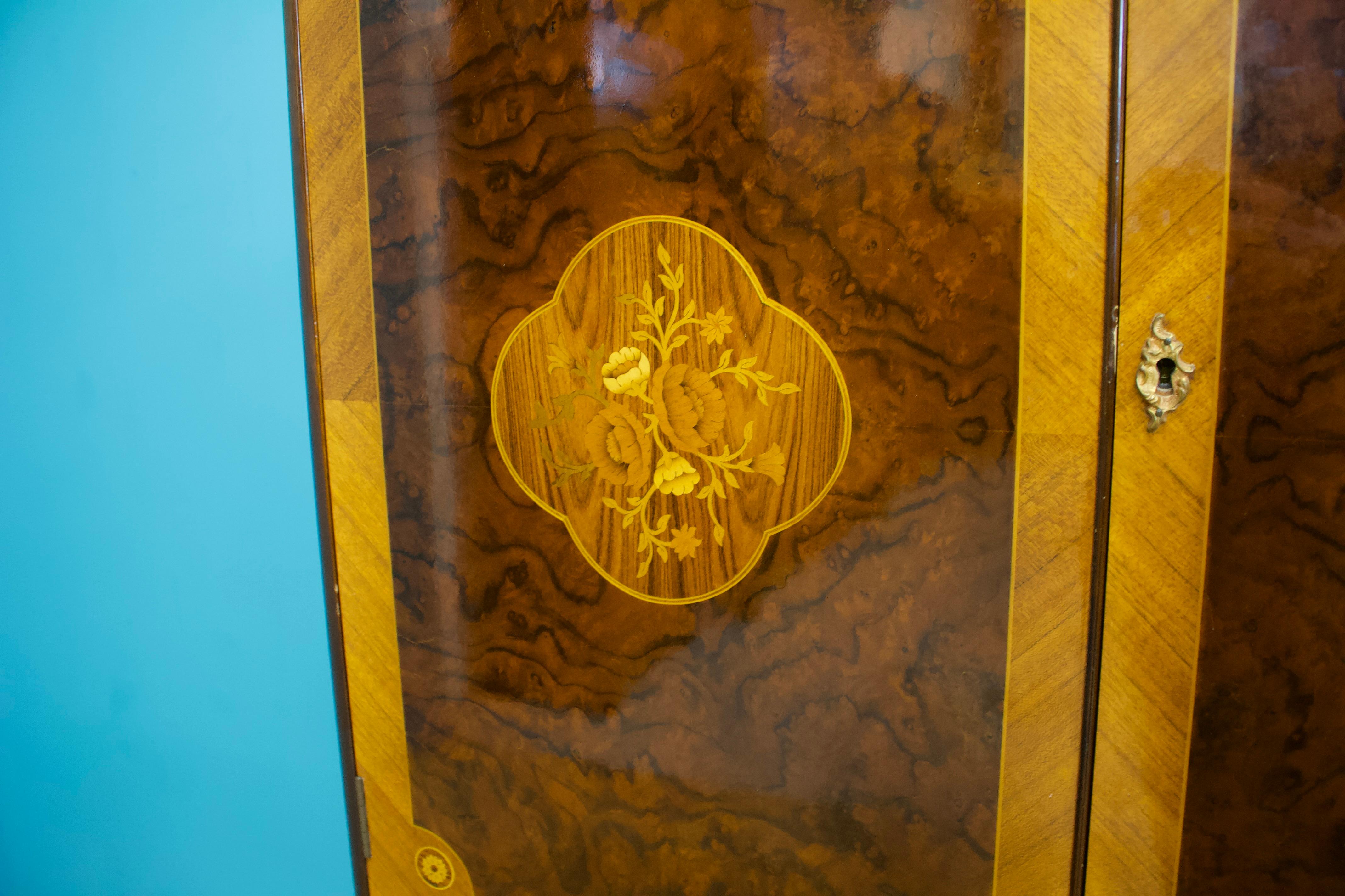 Placage Meuble à boissons Epstein en ronce de noyer, Vintage Art Deco, années 1950