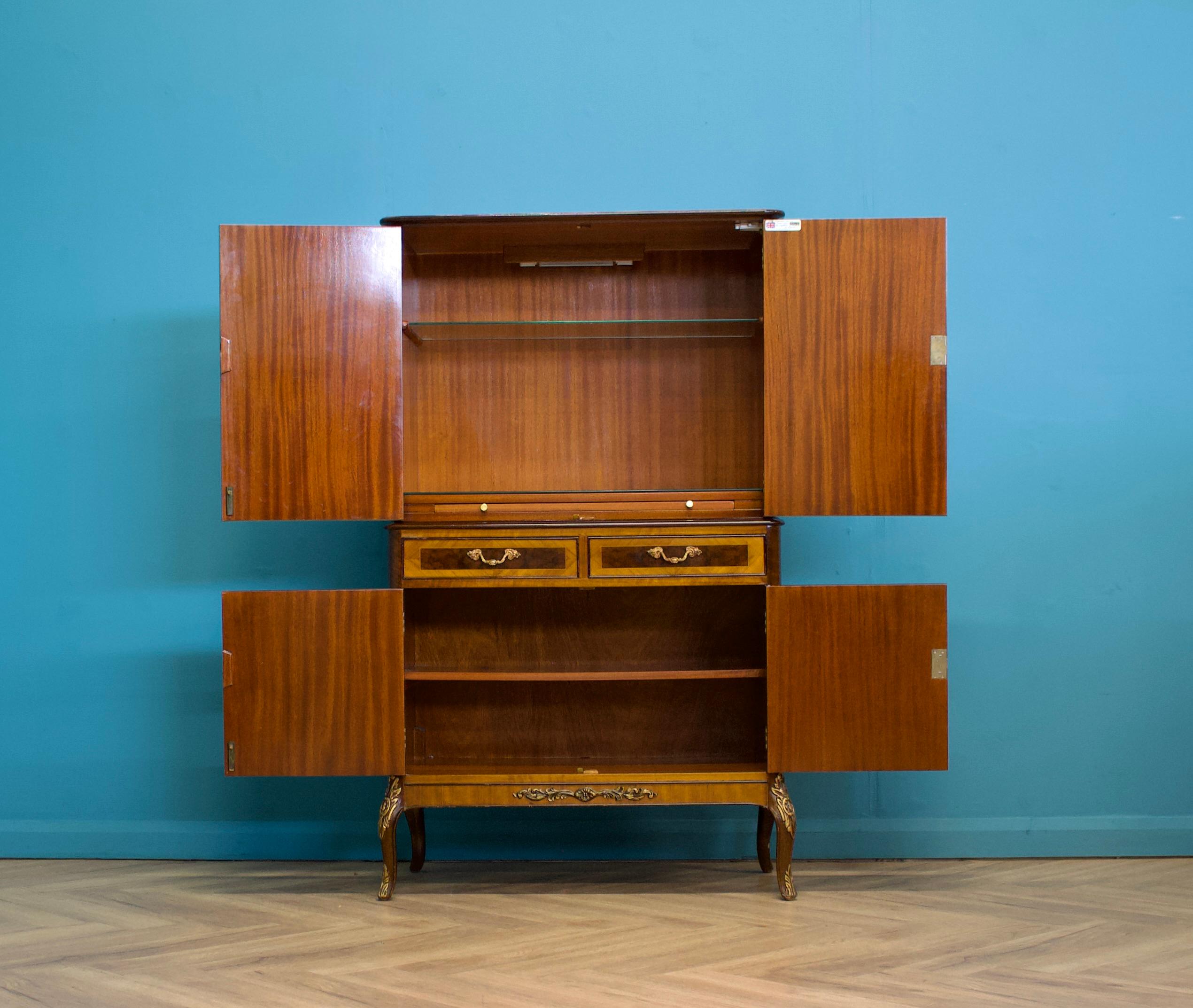 Meuble à boissons Epstein en ronce de noyer, Vintage Art Deco, années 1950 Bon état à South Shields, GB