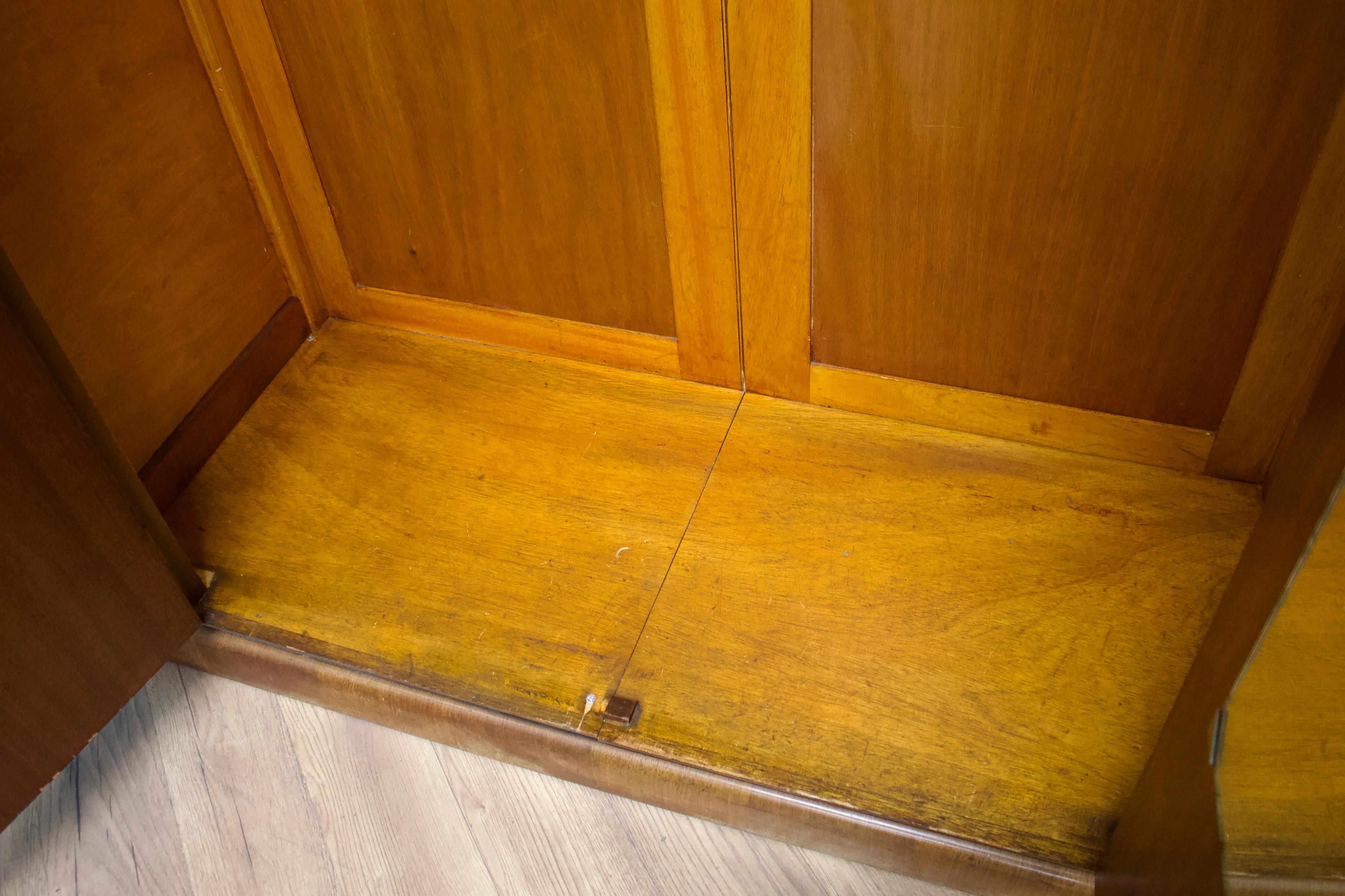 Vintage Art Deco Burr Walnut Wardrobe, 1930s For Sale 2