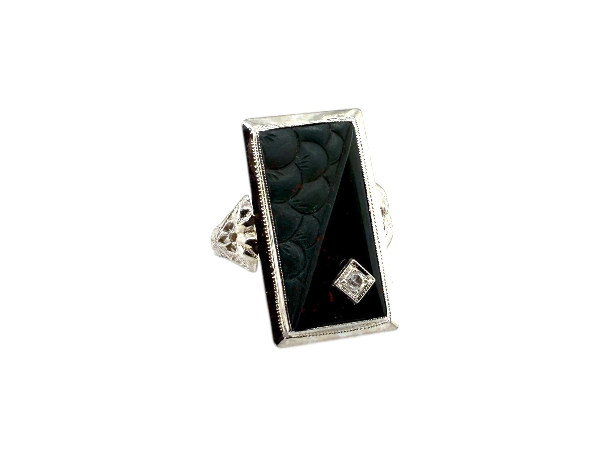 Women's Vintage Art Deco Carved Bloodstone Cocktail Ring 14K White Gold For Sale