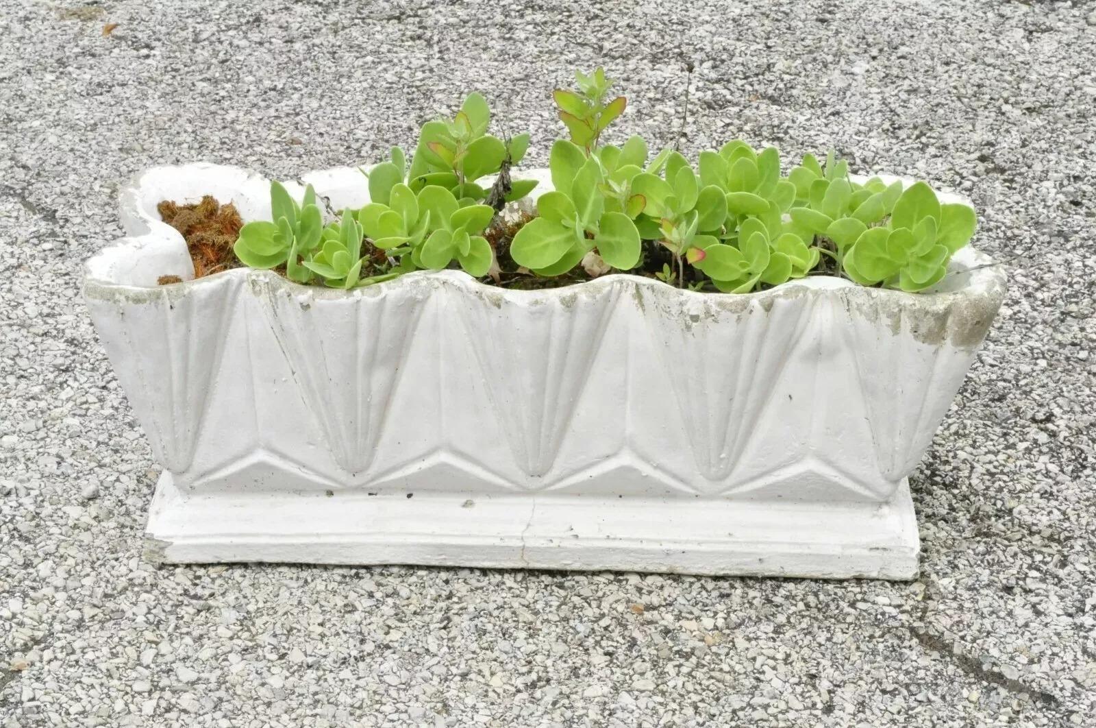 Vintage Art Deco Zement Beton gewellte geometrische Garten Pflanzer Topf - ein Paar im Angebot 3