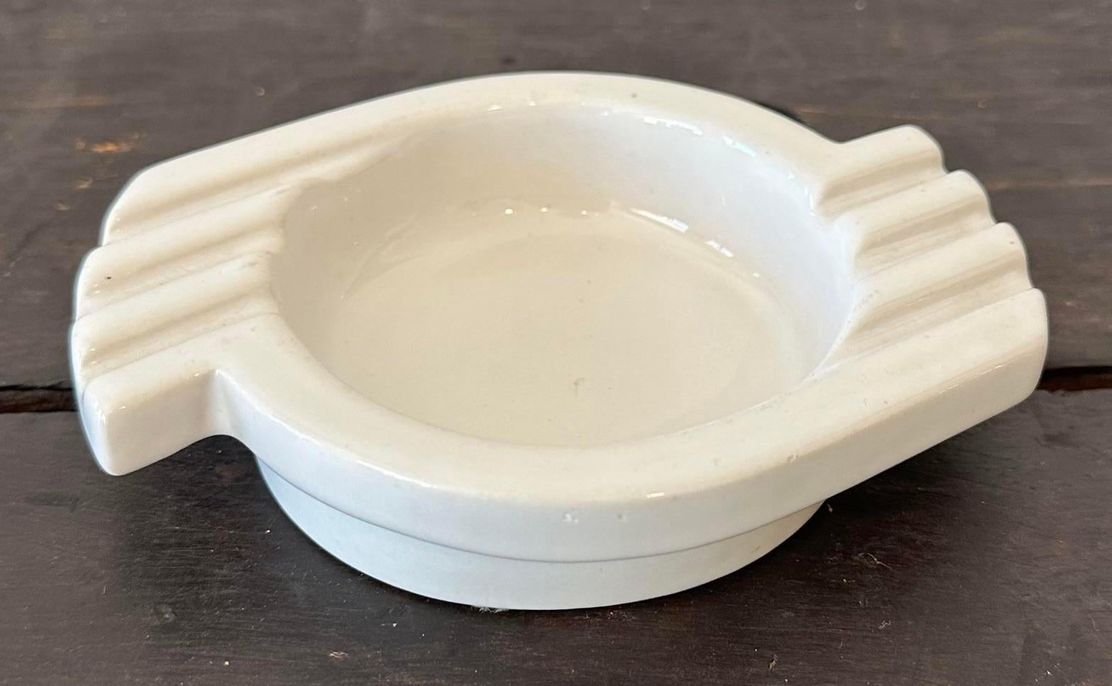 Vintage Art Deco Ceramic Ashtray In Good Condition In West Palm Beach, FL