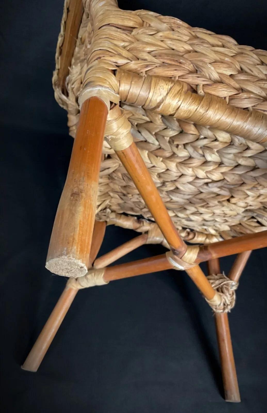 Vintage Art Deco Child's Wicker Armchair – Handwoven Wicker, French - 2Y336 For Sale 4